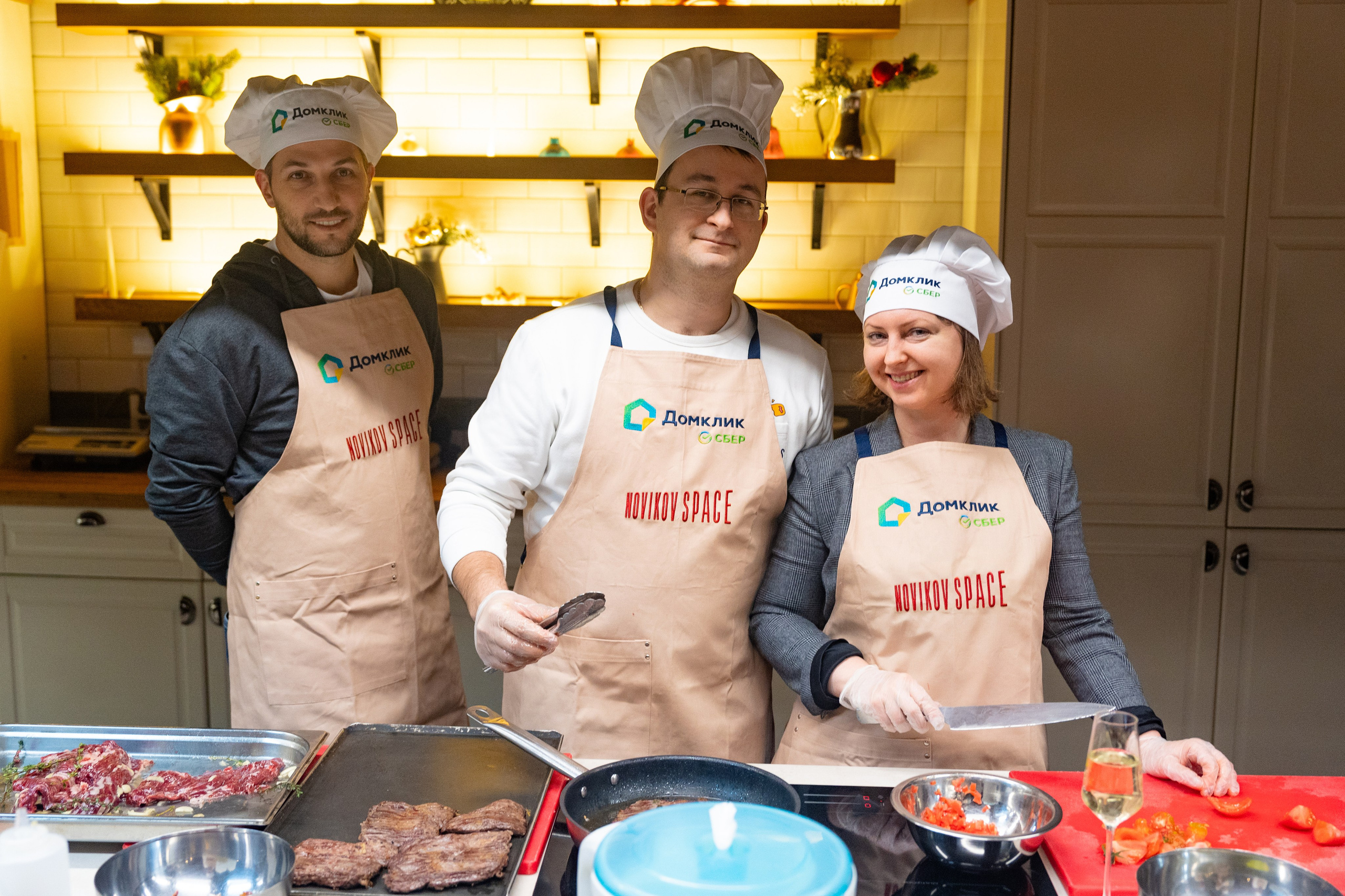 NOVIKOV SCHOOL — Умами зал. Фотограф Никита Комаров