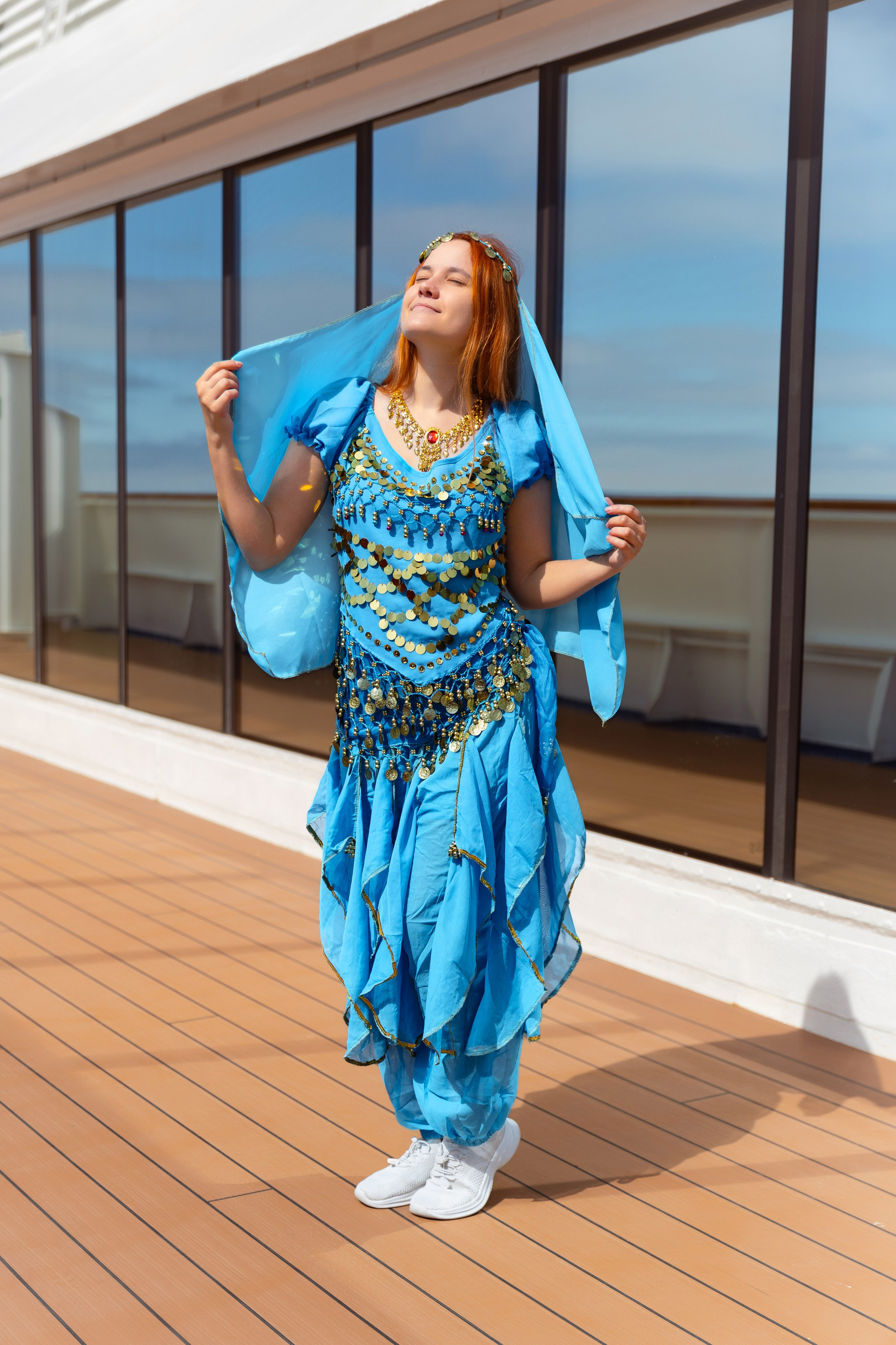 Платья. Фото департамент круизного лайнера Астория Гранде