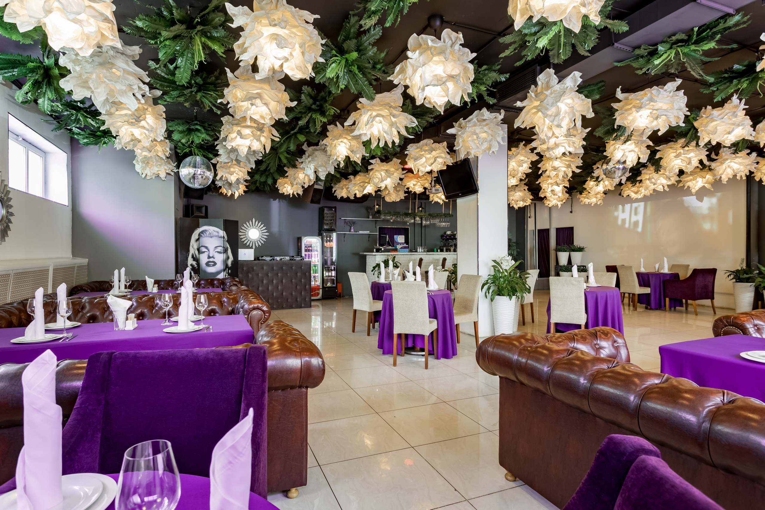 Съемка интерьера для ресторана Lavande на улице Ватутина. Интерьеры, Контент, Портреты | Фотограф в Москве Дани Терно