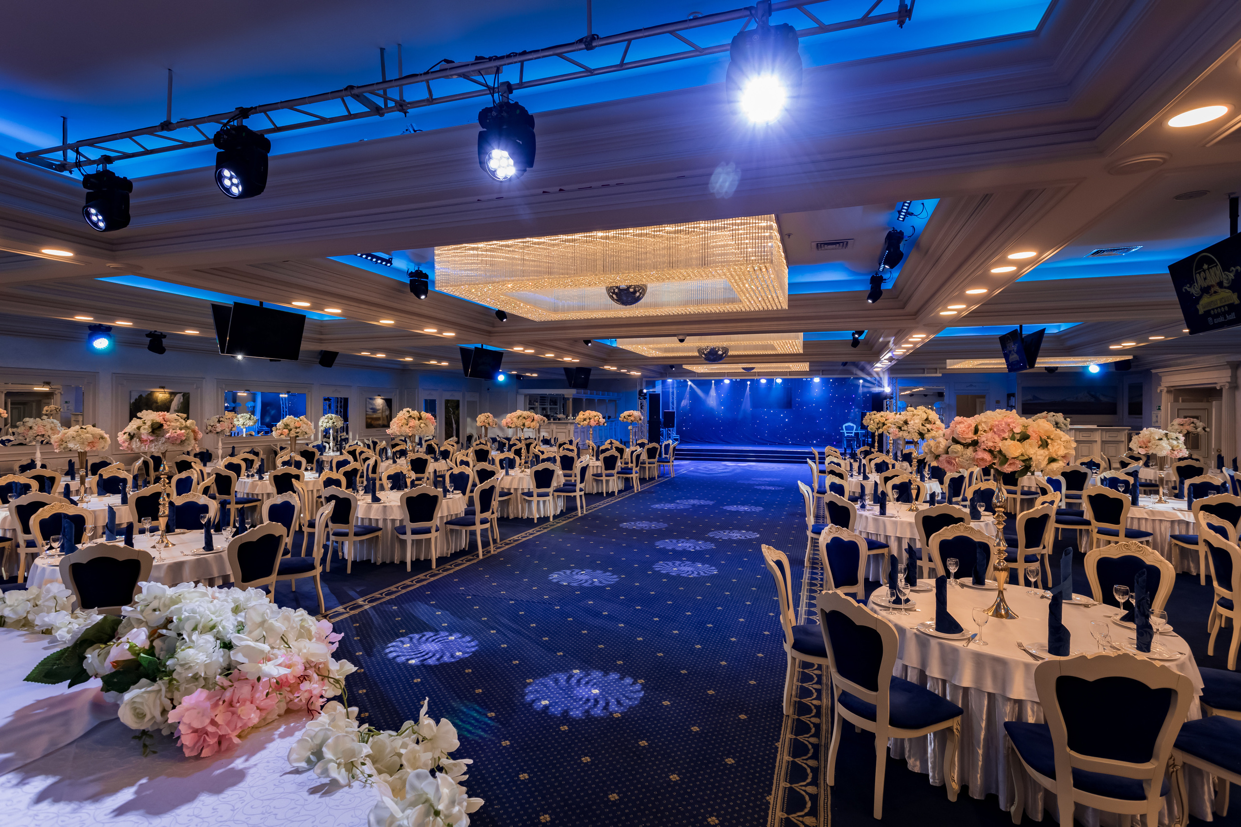 Съемка интерьера для ресторана Асаки на улице Юных Ленинцев. Интерьеры, Контент, Портреты | Фотограф в Москве Дани Терно