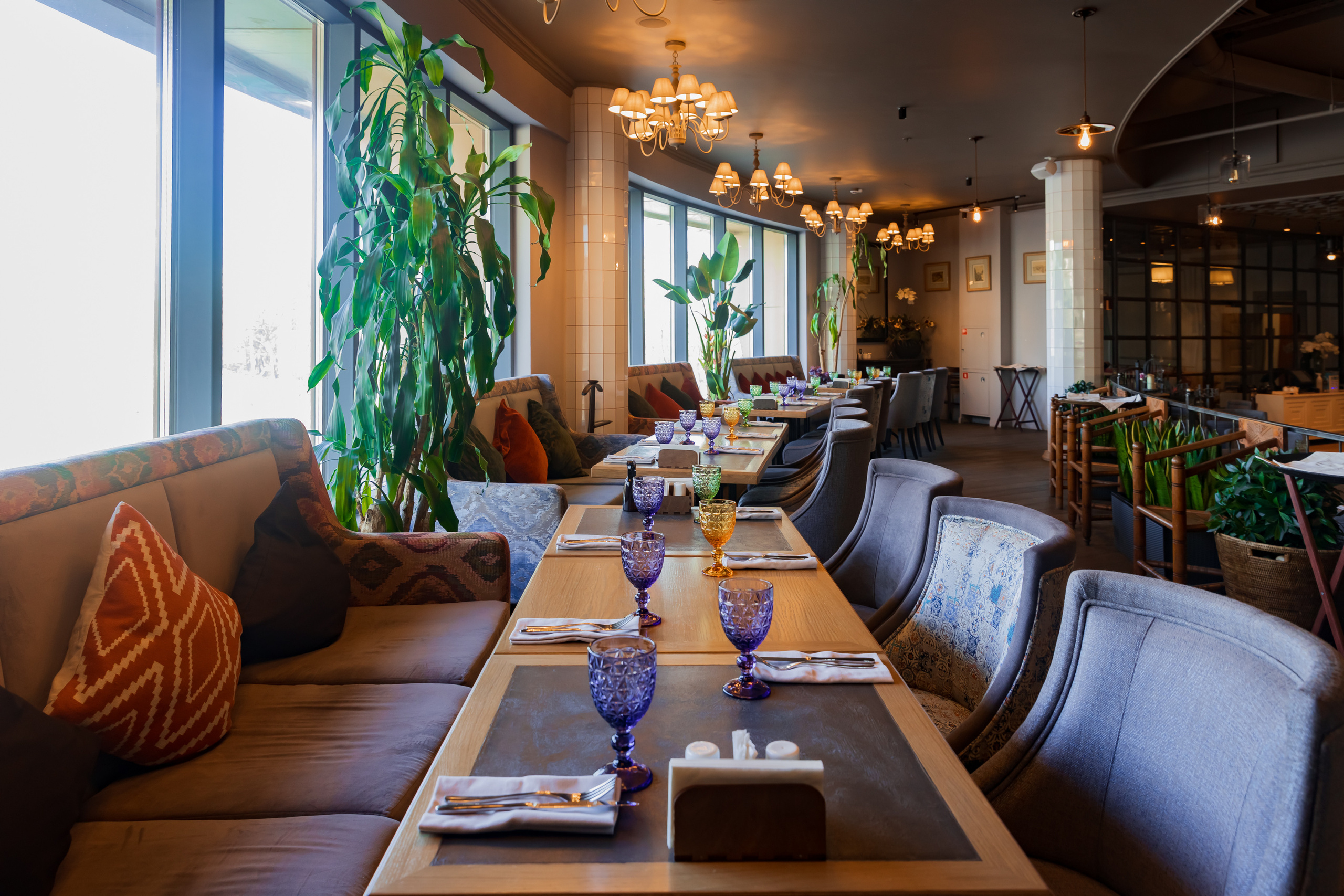 Съемка интерьера для ресторана и караоке-бара Долина 5165. Интерьеры, Контент, Портреты | Фотограф в Москве Дани Терно