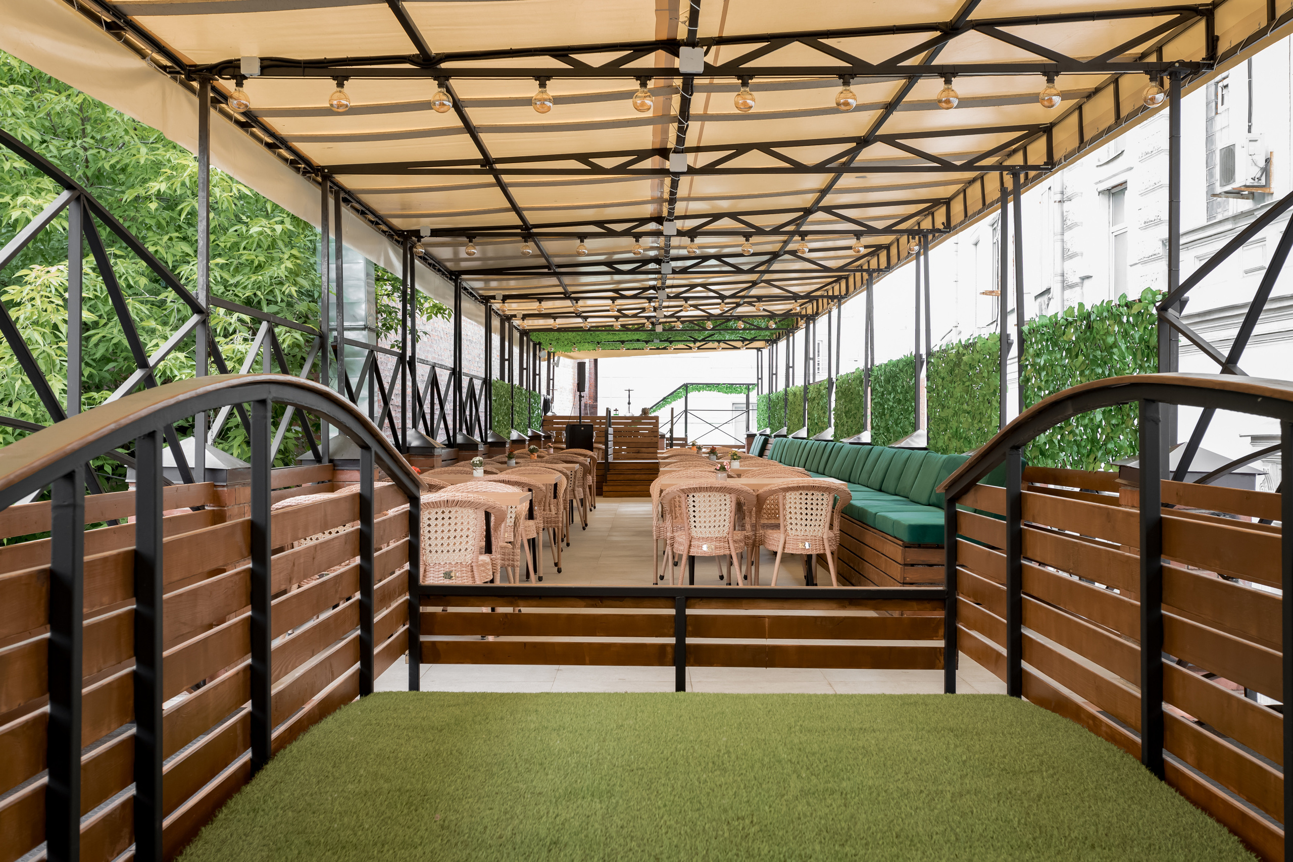 Съемка интерьера для кальянной Гильдия Lounge на Басманной. Интерьеры, Контент, Портреты | Фотограф в Москве Дани Терно