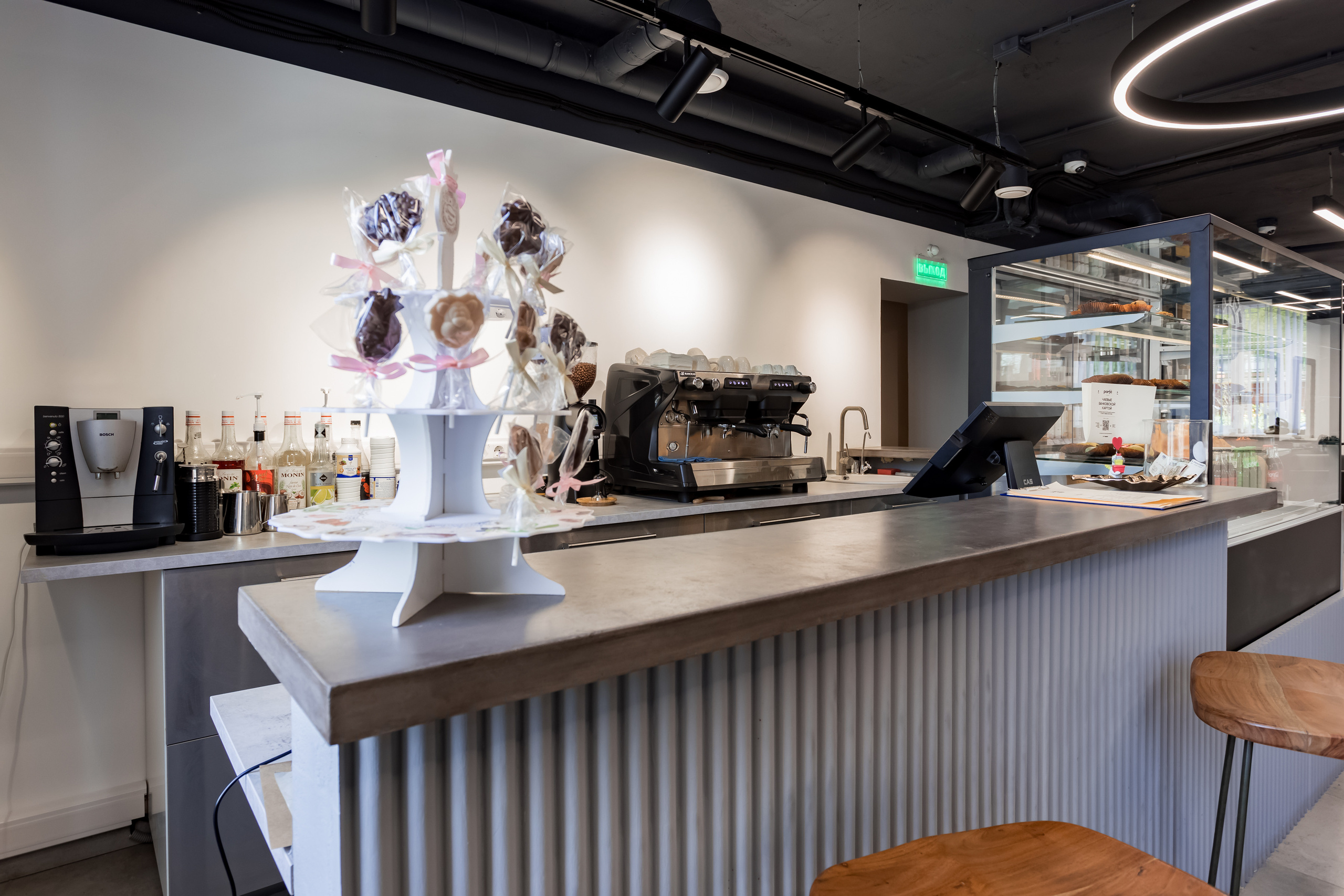 Съемка интерьера для кафе Parfé на улице Каховка. Интерьеры, Контент, Портреты | Фотограф в Москве Дани Терно