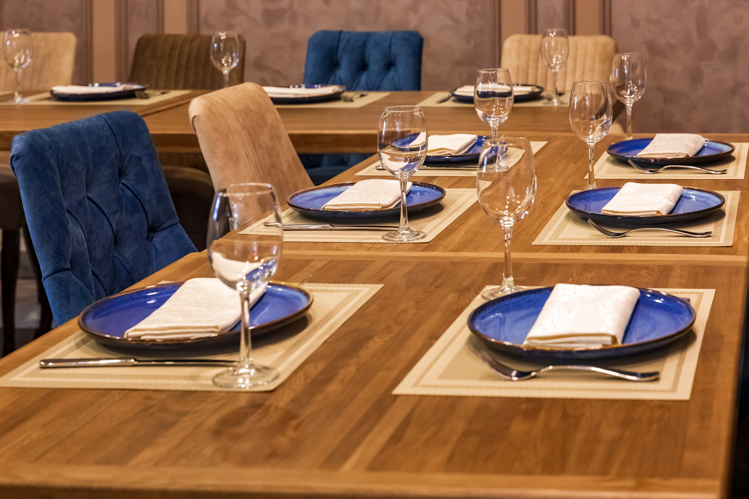 Съемка интерьера для ресторана армянской кухни Ван Холл. Интерьеры, Контент, Портреты | Фотограф в Москве Дани Терно