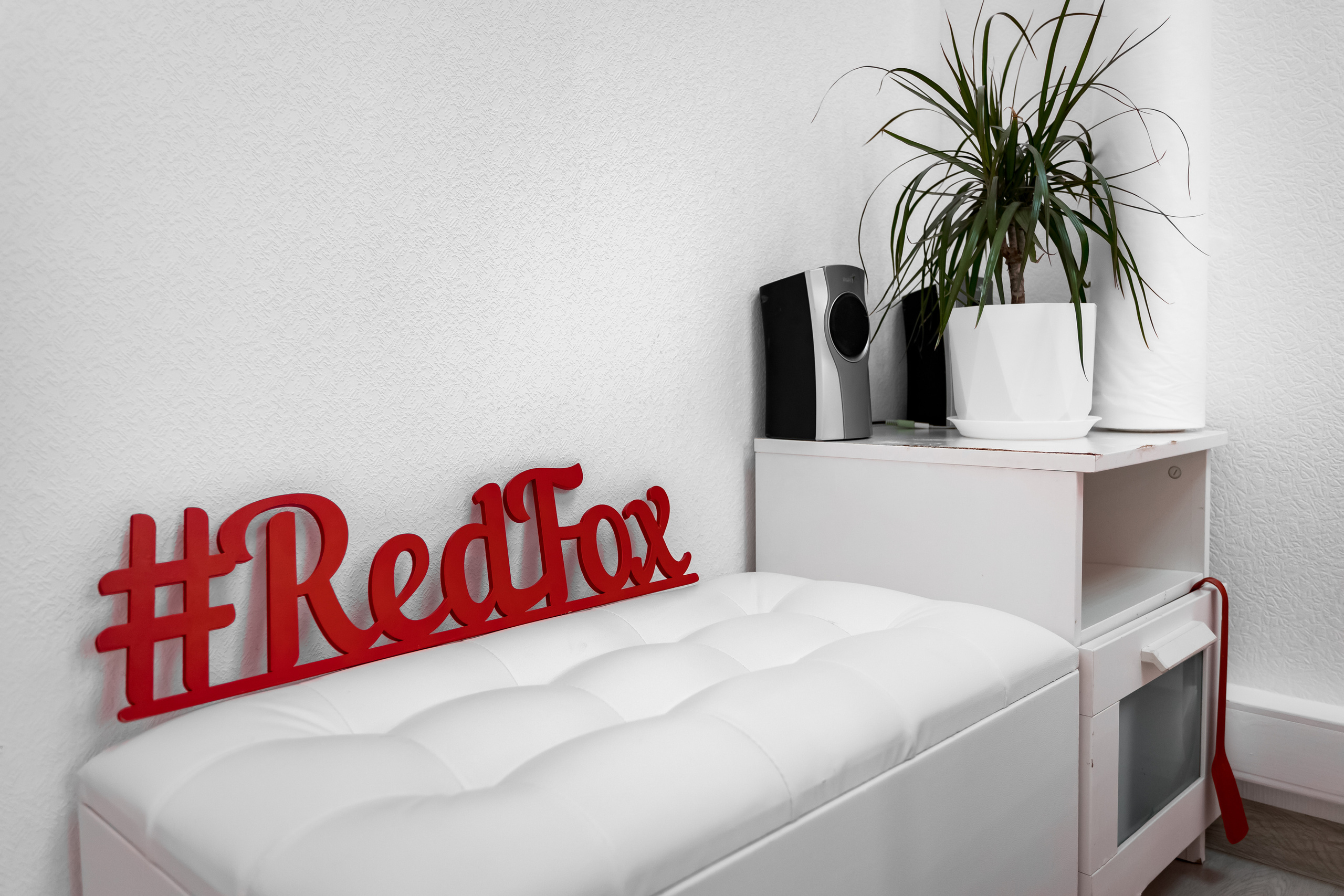 Съемка для кабинета аппаратной косметологии Red Fox на Маросейке. Интерьеры, Контент, Портреты | Фотограф в Москве Дани Терно