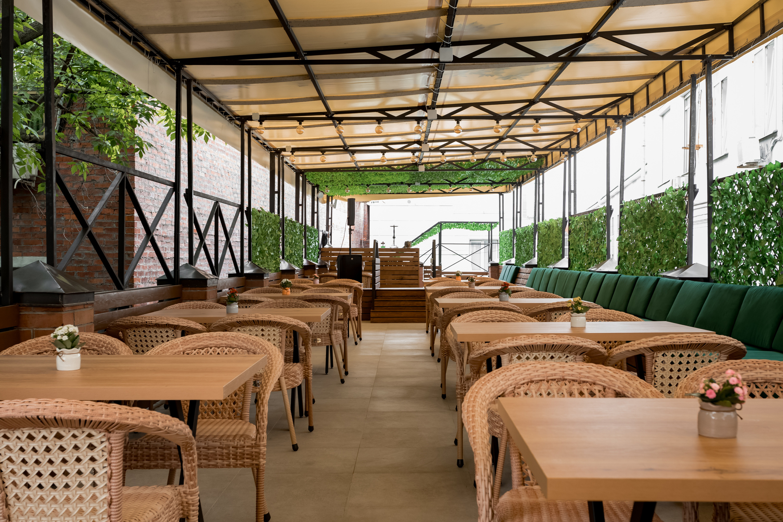 Съемка интерьера для кальянной Гильдия Lounge на Басманной. Интерьеры, Контент, Портреты | Фотограф в Москве Дани Терно