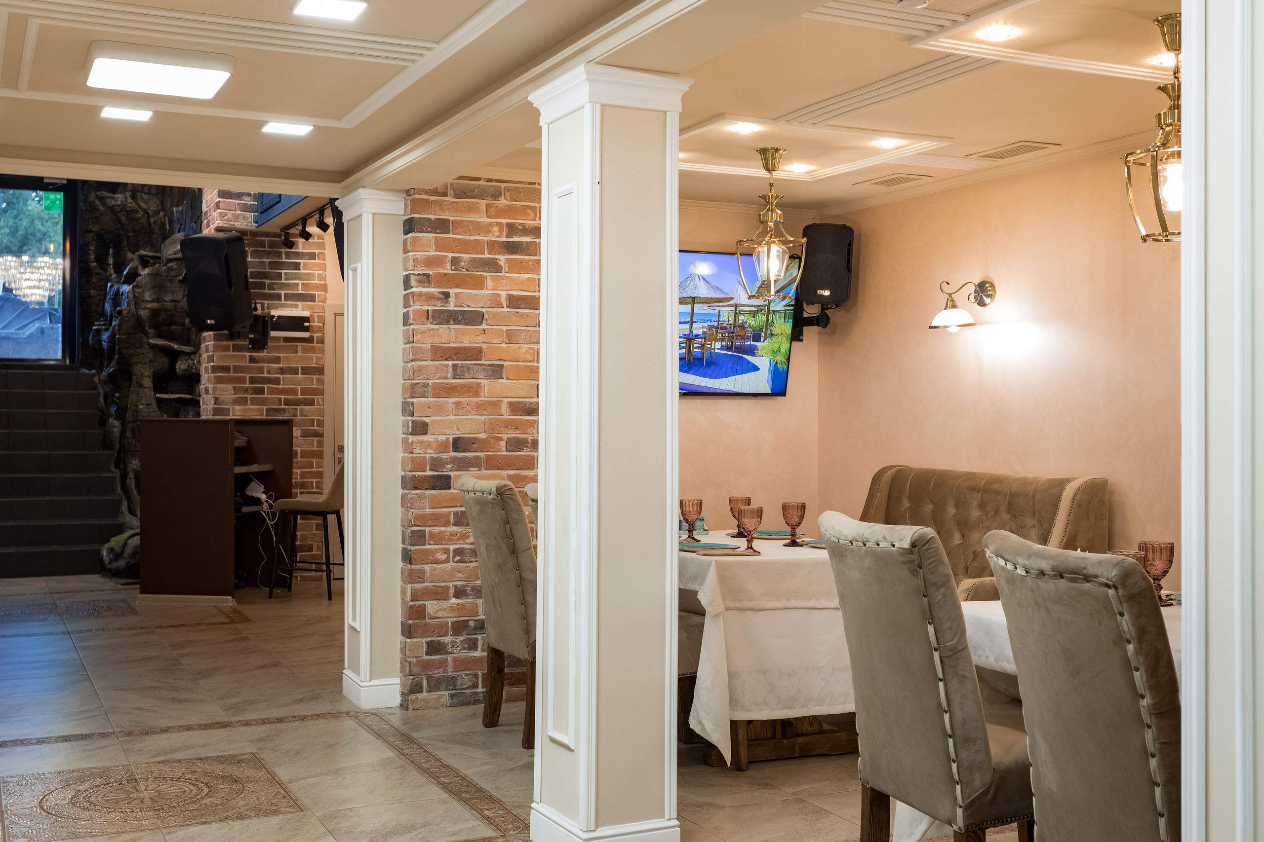 Съемка интерьера для ресторана Avadan на Большой Семеновской. Интерьеры, Контент, Портреты | Фотограф в Москве Дани Терно