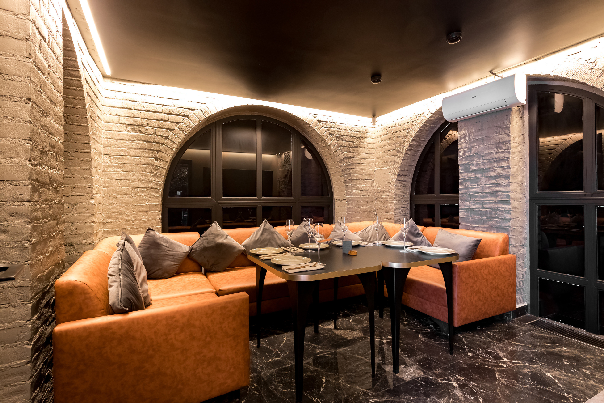 Съемка интерьера для кальянной Гильдия Lounge на Басманной. Интерьеры, Контент, Портреты | Фотограф в Москве Дани Терно