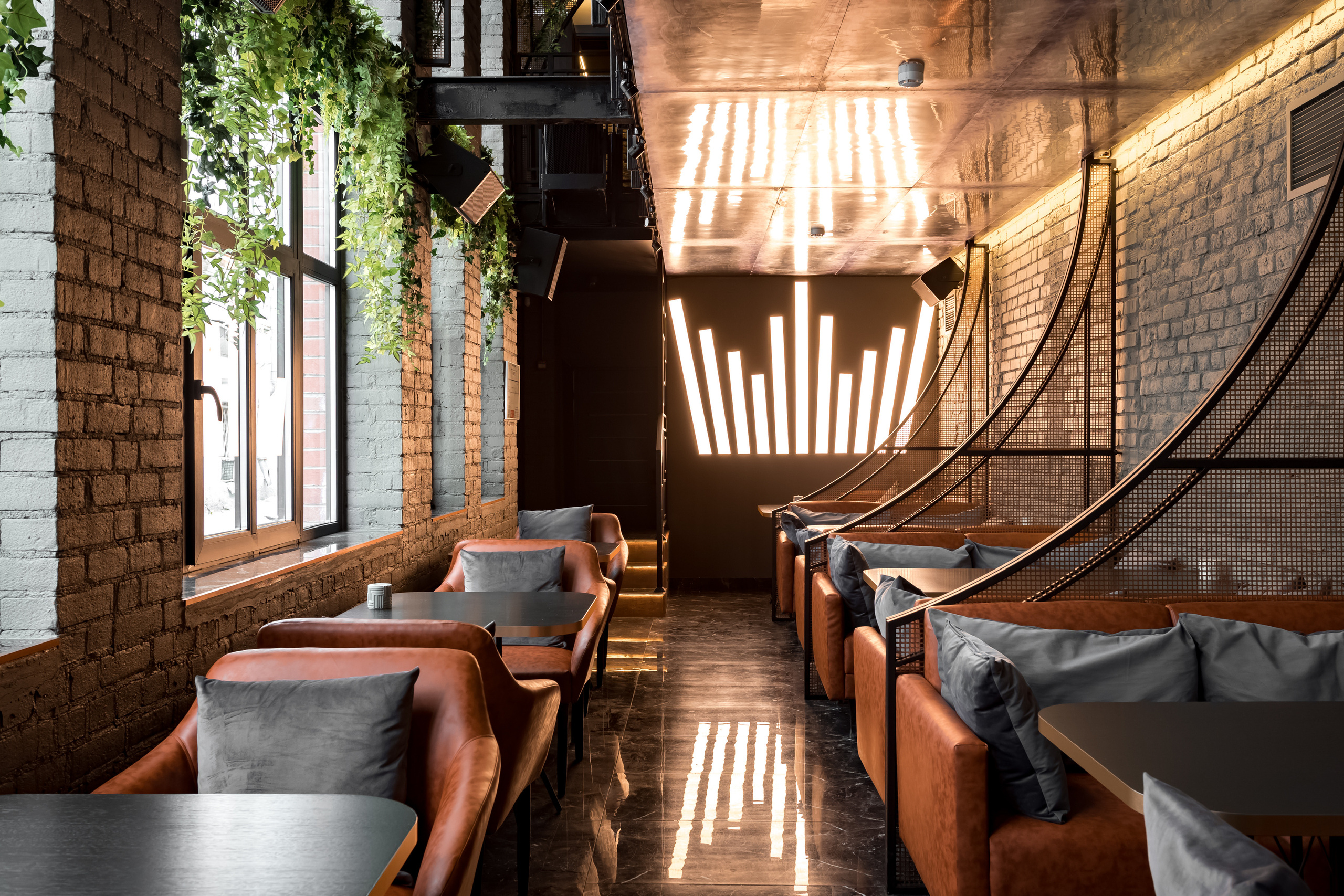 Съемка интерьера для кальянной Гильдия Lounge на Басманной. Интерьеры, Контент, Портреты | Фотограф в Москве Дани Терно