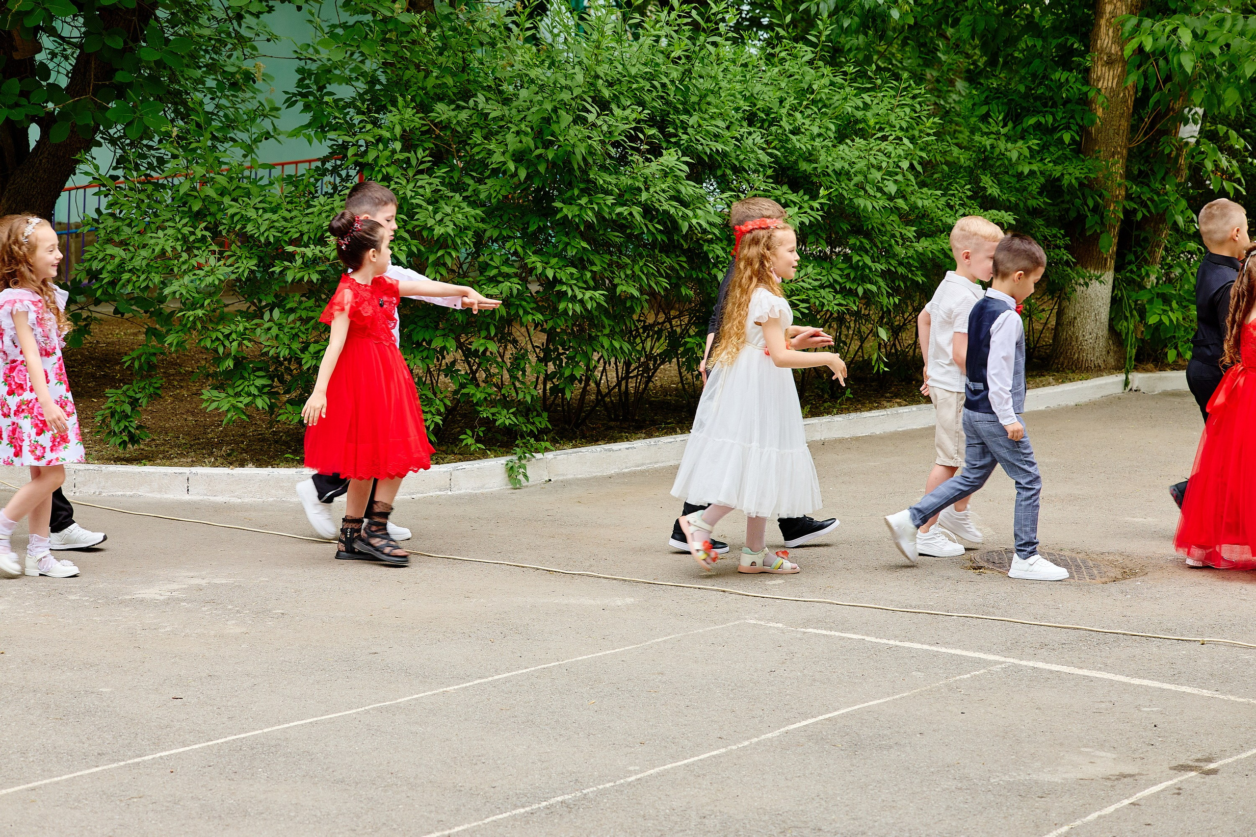 Выпускной 45 сад. Фотограф Выпускные альбомы Таганрог Сергей Коробченко