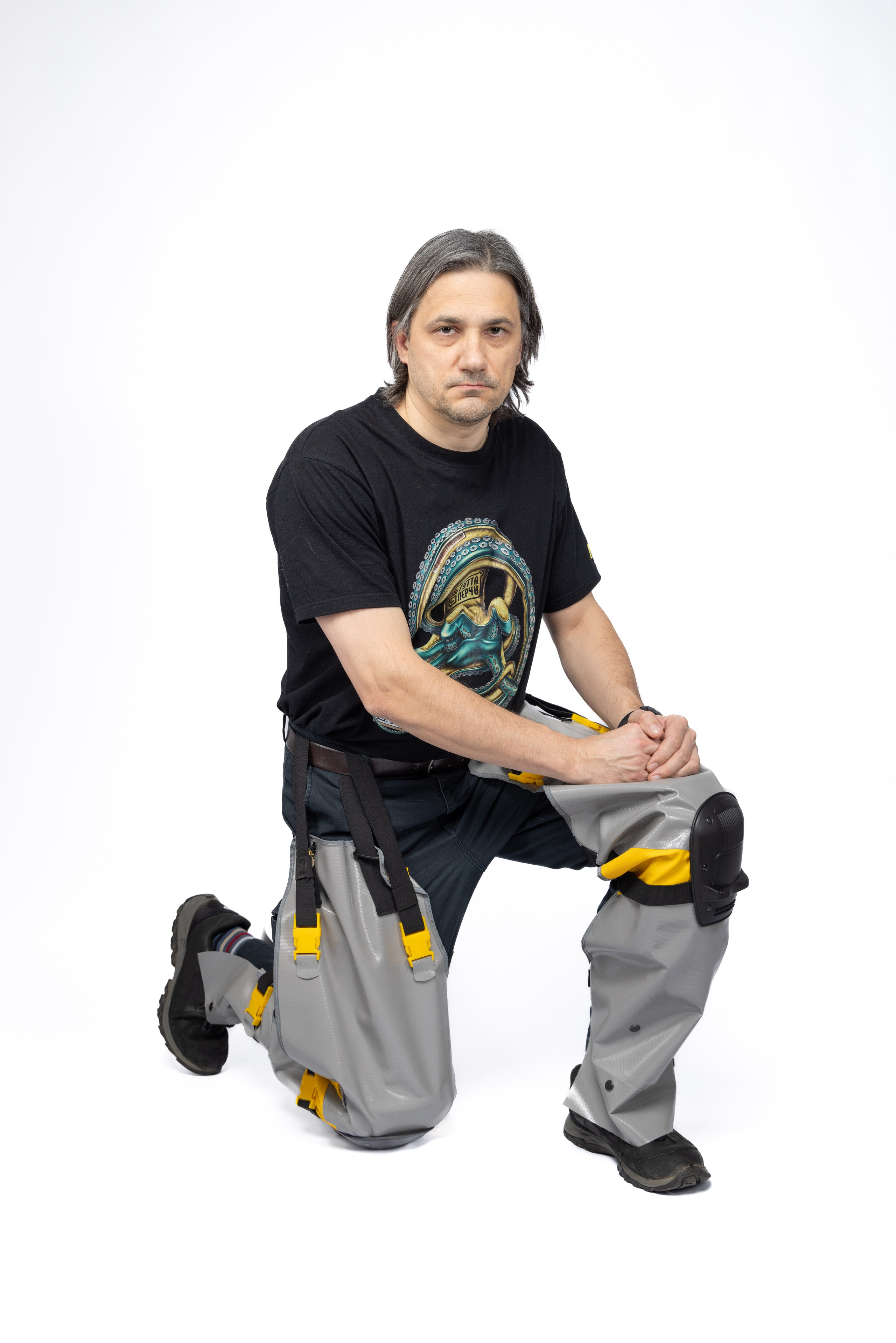 Алексей, производственный фотосет товара. Фотограф Андрей Зикеев, фотостудия AzArt Studio в Москве