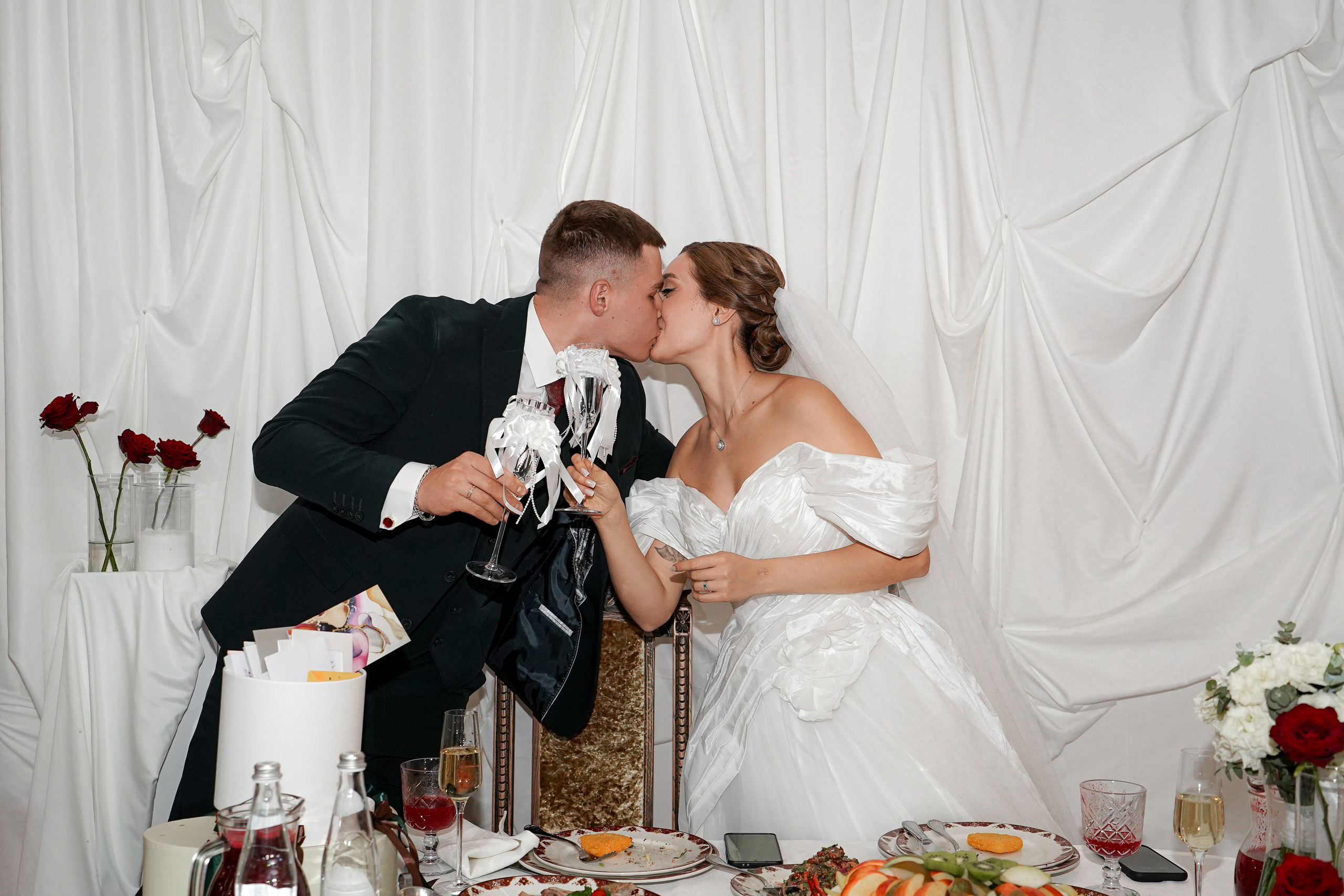 Банкет в Атаманской усадьбе. Свадебный фотограф в Ростове-на-Дону. Таинство Крещения и Венчания, семейные фотосессии. Алёна Чёботова