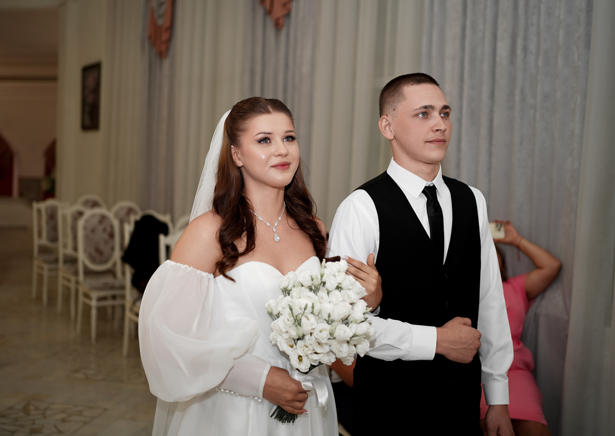 Свадебная фотосессия в Пролетарском ЗАГСе. Свадебный фотограф в Ростове-на-Дону. Таинство Крещения и Венчания, семейные фотосессии. Алёна Чёботова