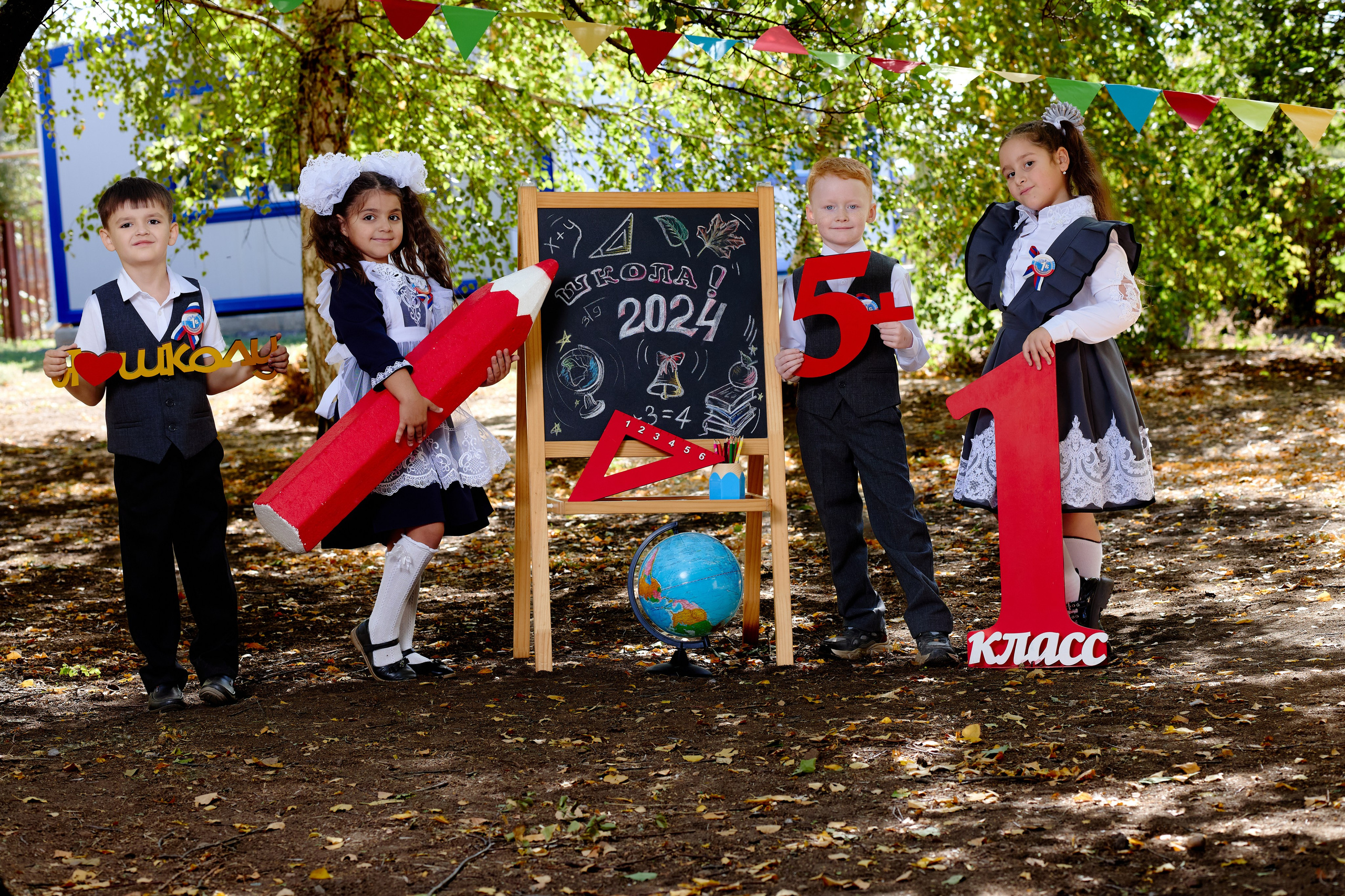 Сьемка репортаж в школе + проект Первоклашка. Фотограф Выпускные альбомы Таганрог Сергей Коробченко