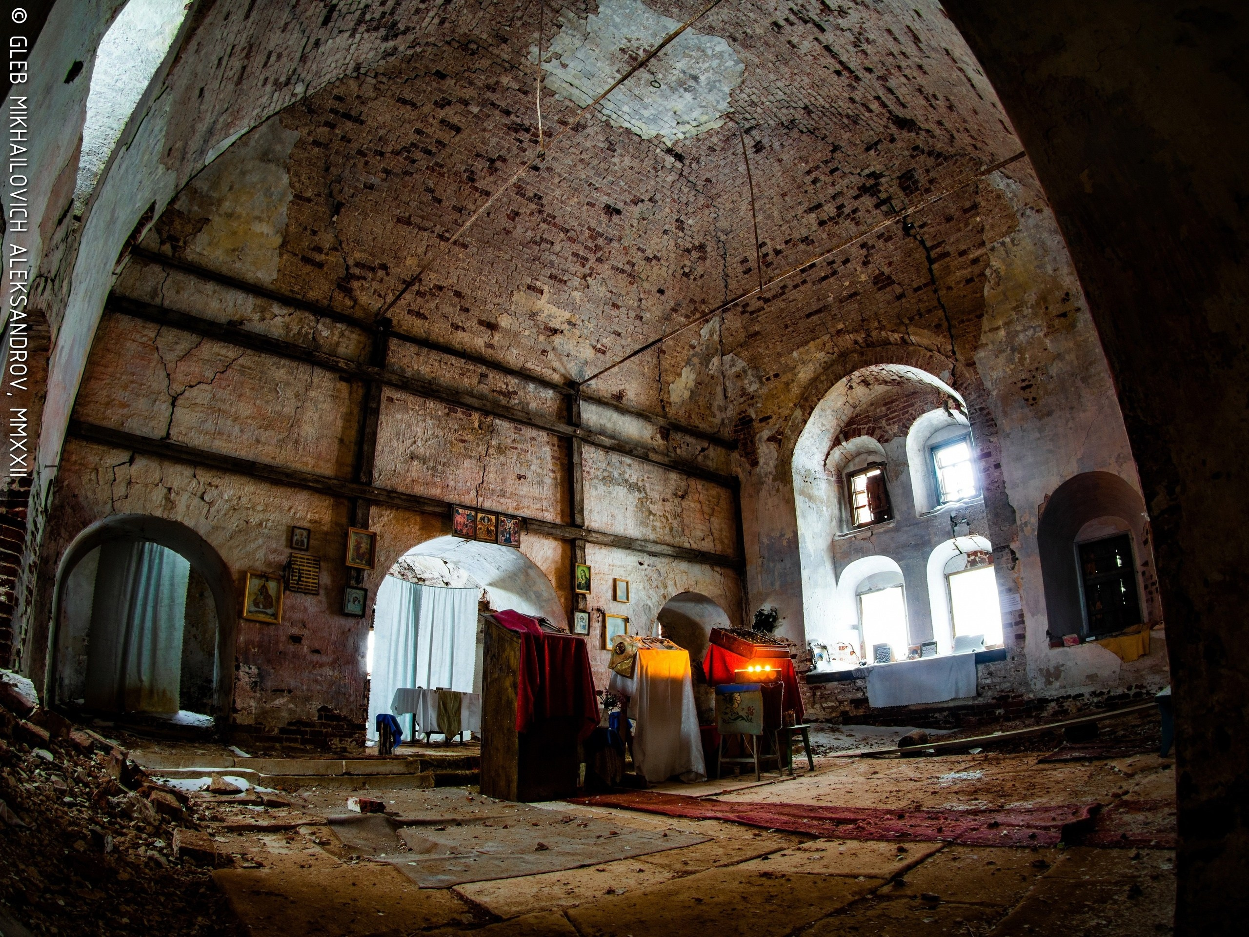 Ухтостров. Храм Варвары Великомученицы. Зодчество