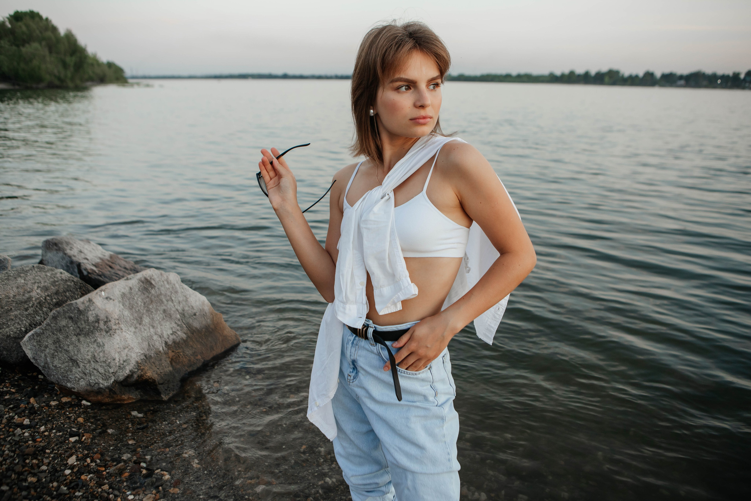 Анастасия у реки. Фотограф Санкт-Петербург Раднаева Юлия