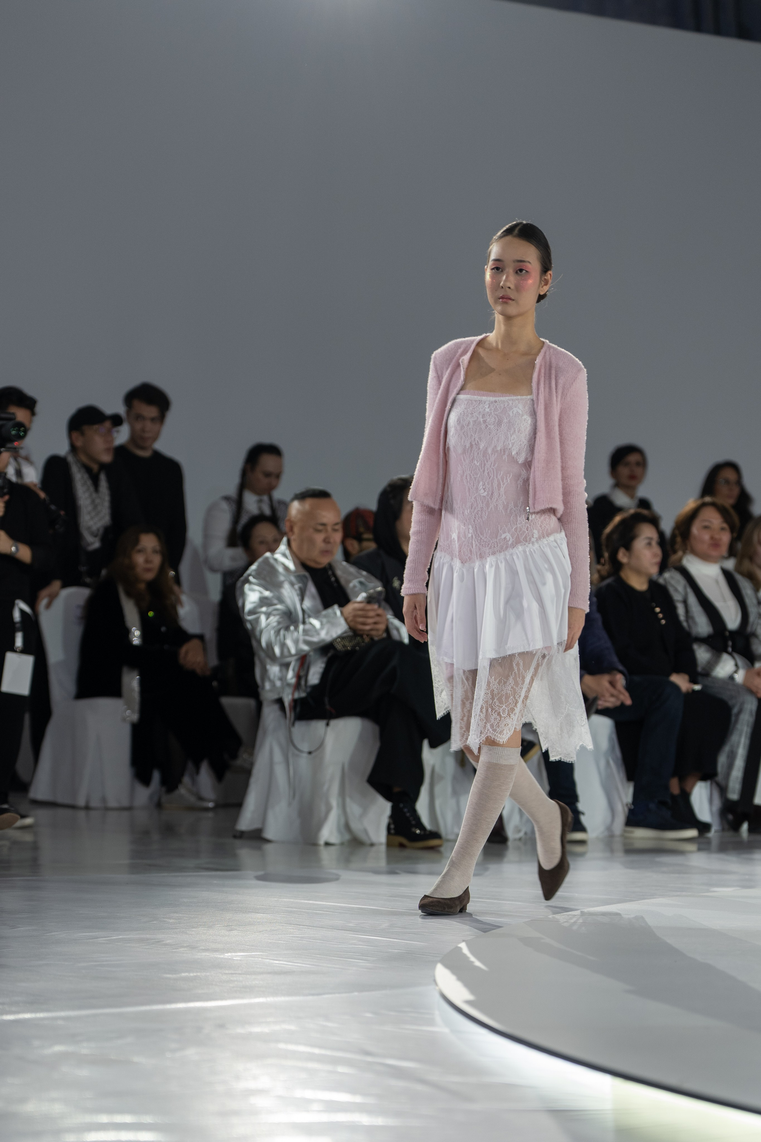 Brand Studio4353. Сайт Алматинского НЮ АРТ, будуар и фэшн фотографа Дениса Карпенко