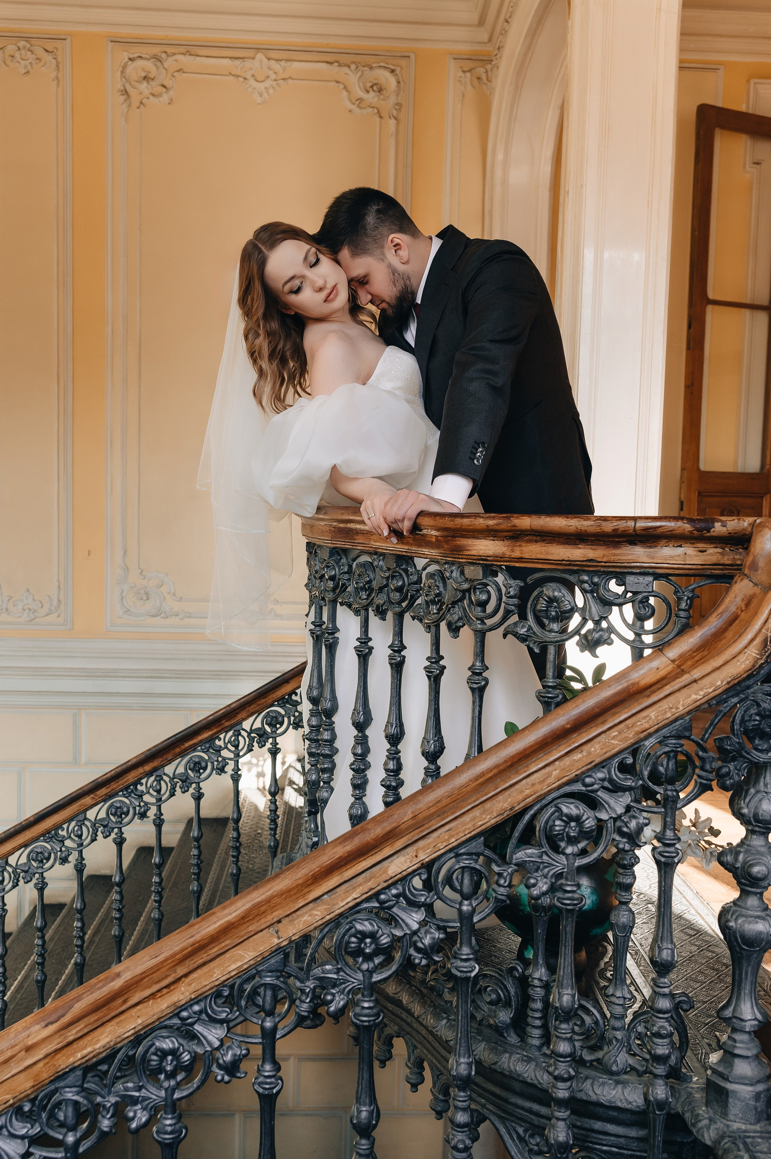 Свадебная фотосессия в библиотеке им. Пушкина. Портретный фотограф Москва Светлана Кашура