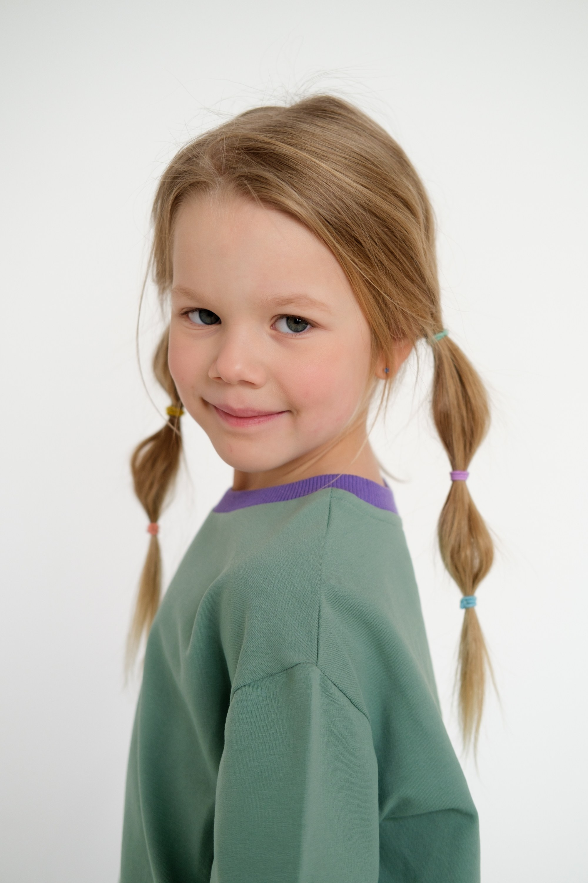 Детская одежда Emoona. Фотограф Софья Володкина