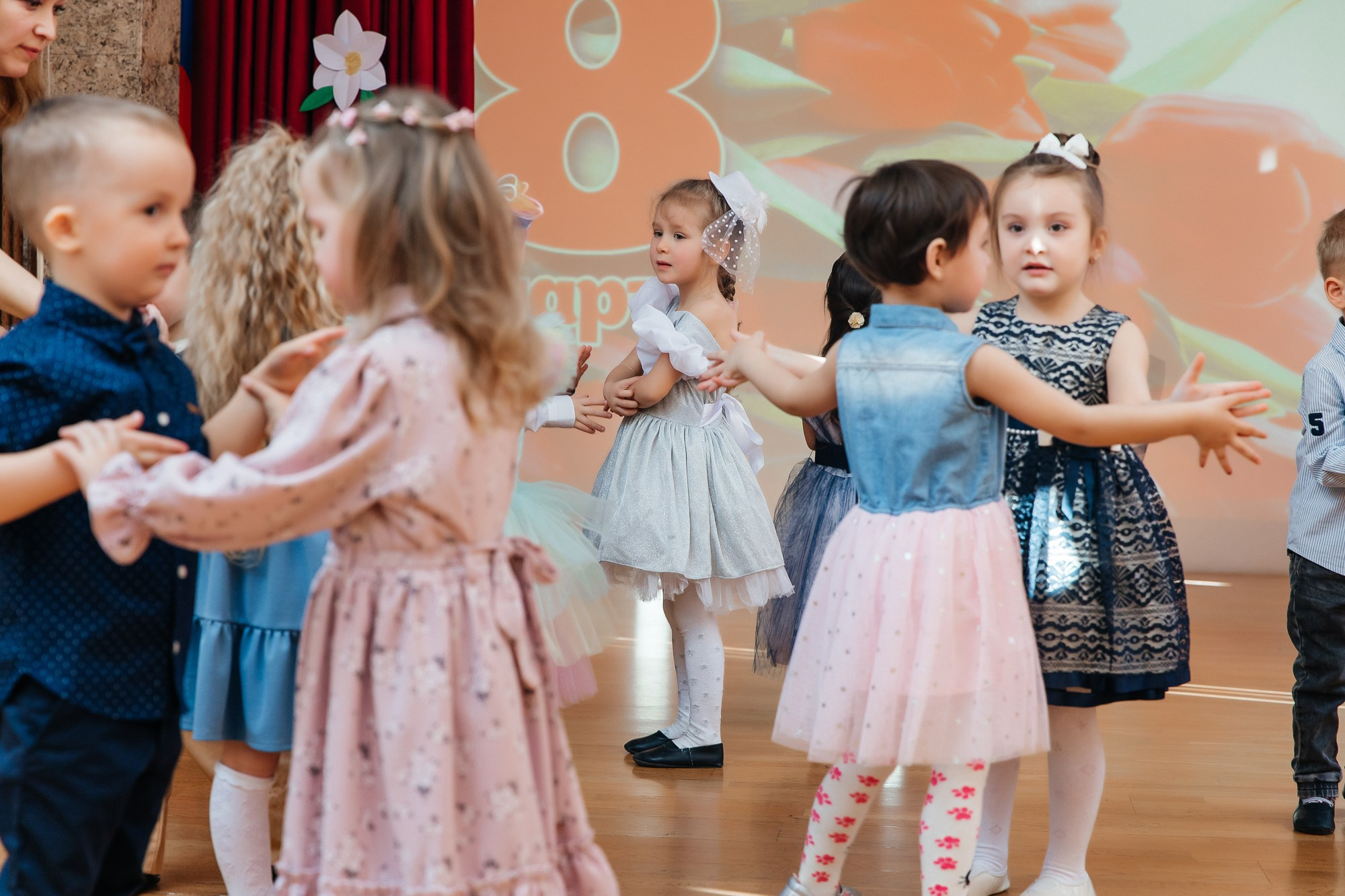 Детский сад № 93 — Утренник (07.03.2023). Свадебный и семейный фотограф Крамар Наталья