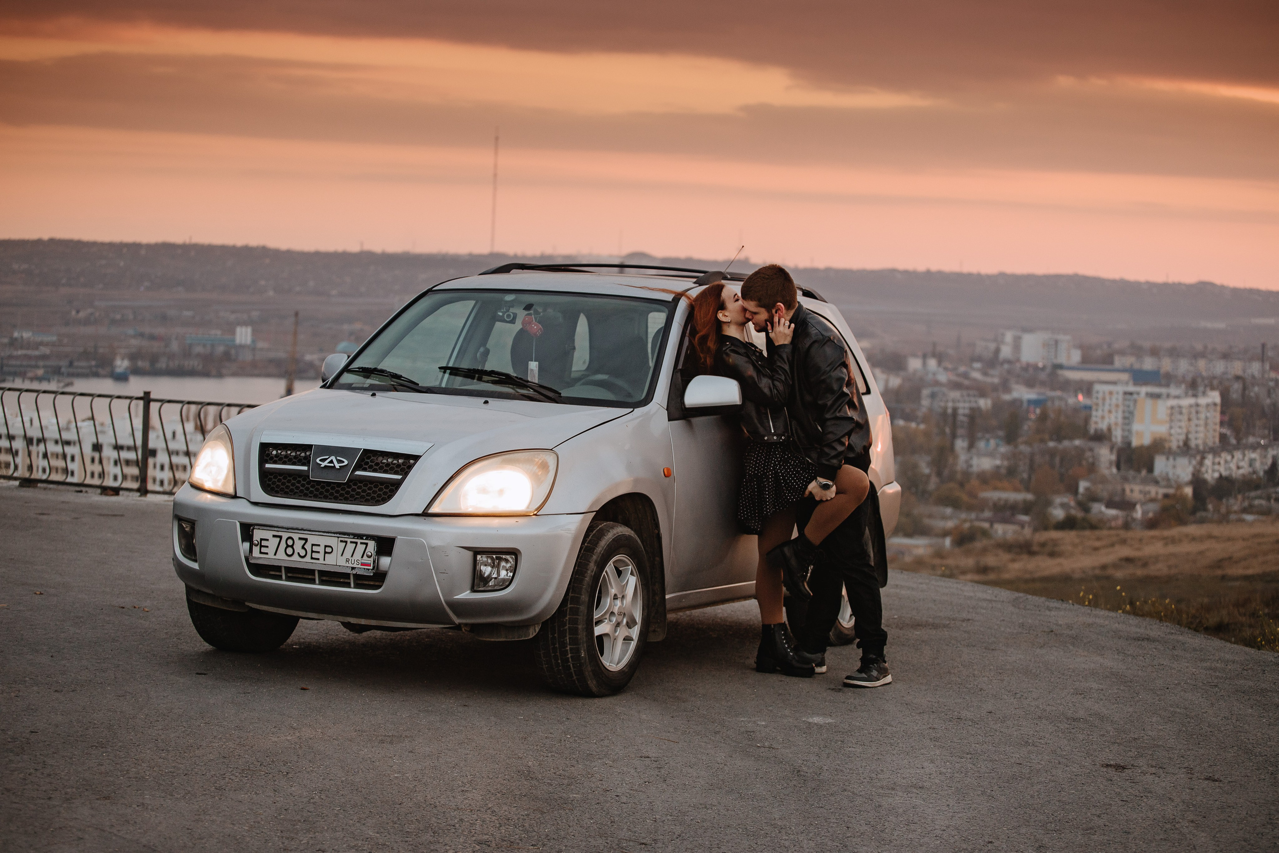 Любовь в Керчи. Фотограф Алиса Субботина