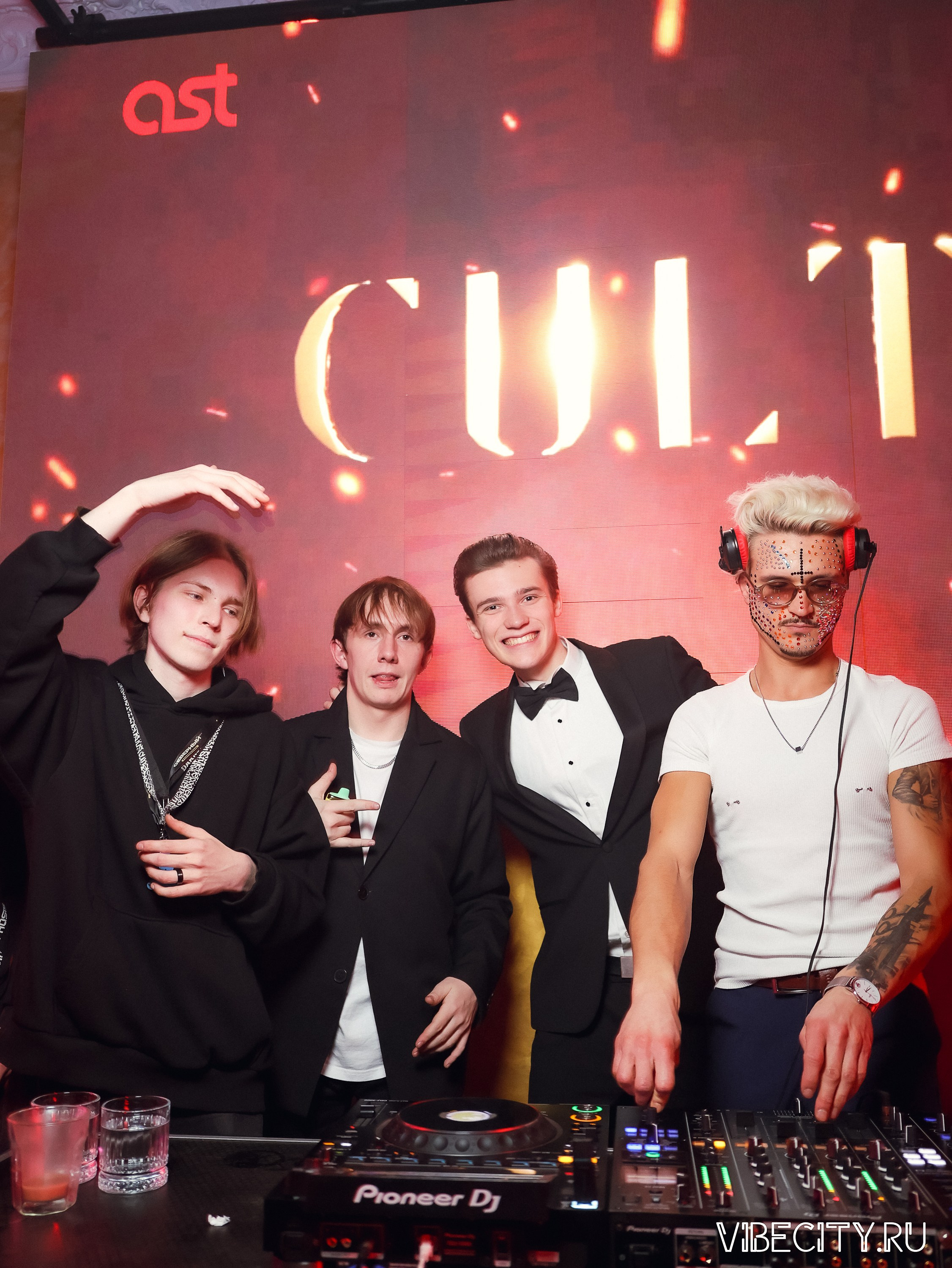 CULT MASQUERADE X GRAND PALACE. VIBECITY.RU Вайб Сити Ру Фоторепортажи Фотоотчеты Калининград