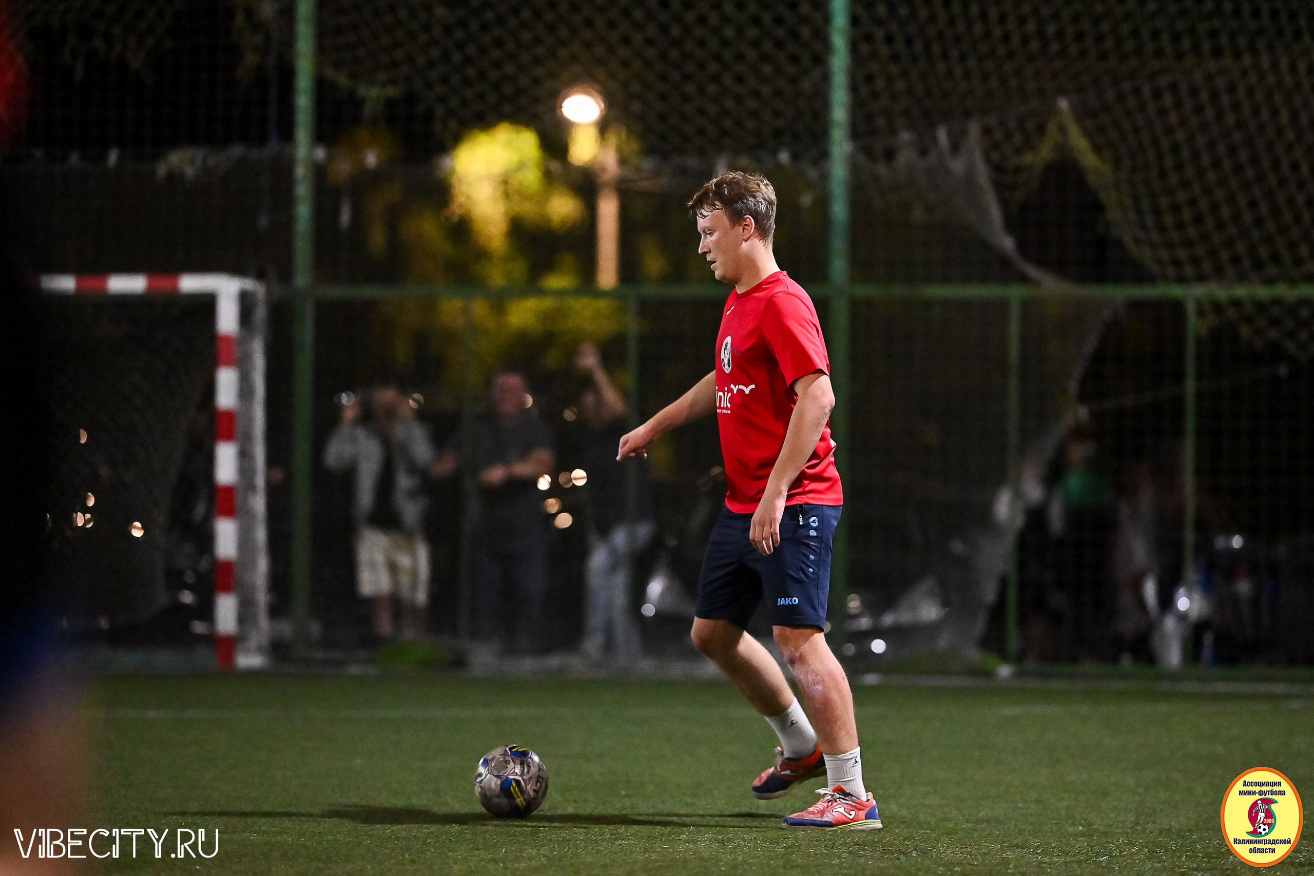 ФИНАЛЬНЫЕ ИГРЫ КУБКА МИНИ-ФУТБОЛЬНОЙ ЛИГИ И КУБКА КОРПОРАТИВНОЙ МФЛ 2025. VIBECITY.RU Вайб Сити Ру Фоторепортажи Фотоотчеты Калининград