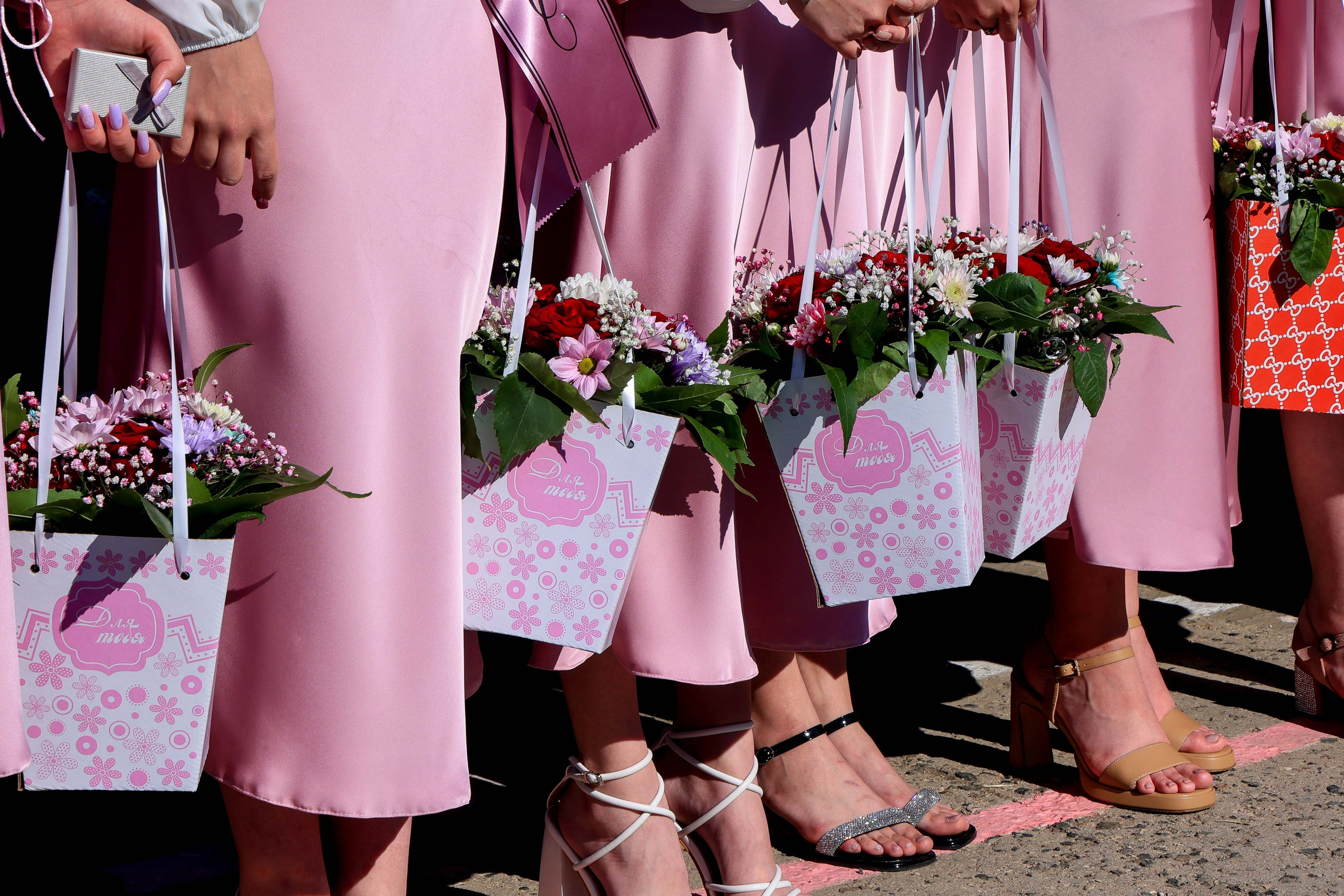 ШКОЛА ПОСЛЕДНИЙ ЗВОНОК. Свадебный фотограф — видеограф в г. Астрахань Екатерина Юмашева