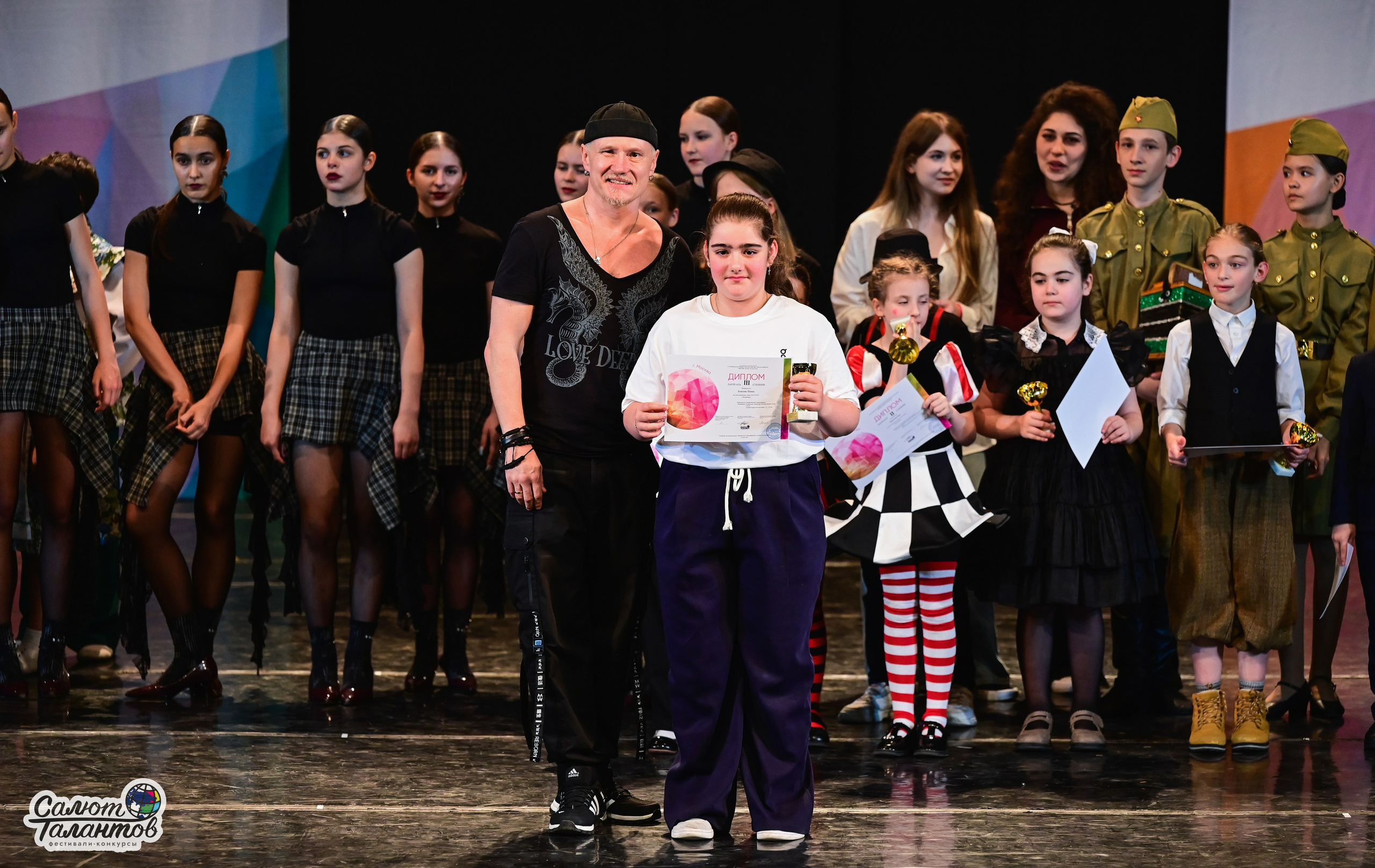 14.06.2025 «Салют Талантов» 41-й Международный фестиваль-конкурс «МОСКВА ВЕРИТ ТАЛАНТАМ» г. Москва. Медиастудия Фото Концепт