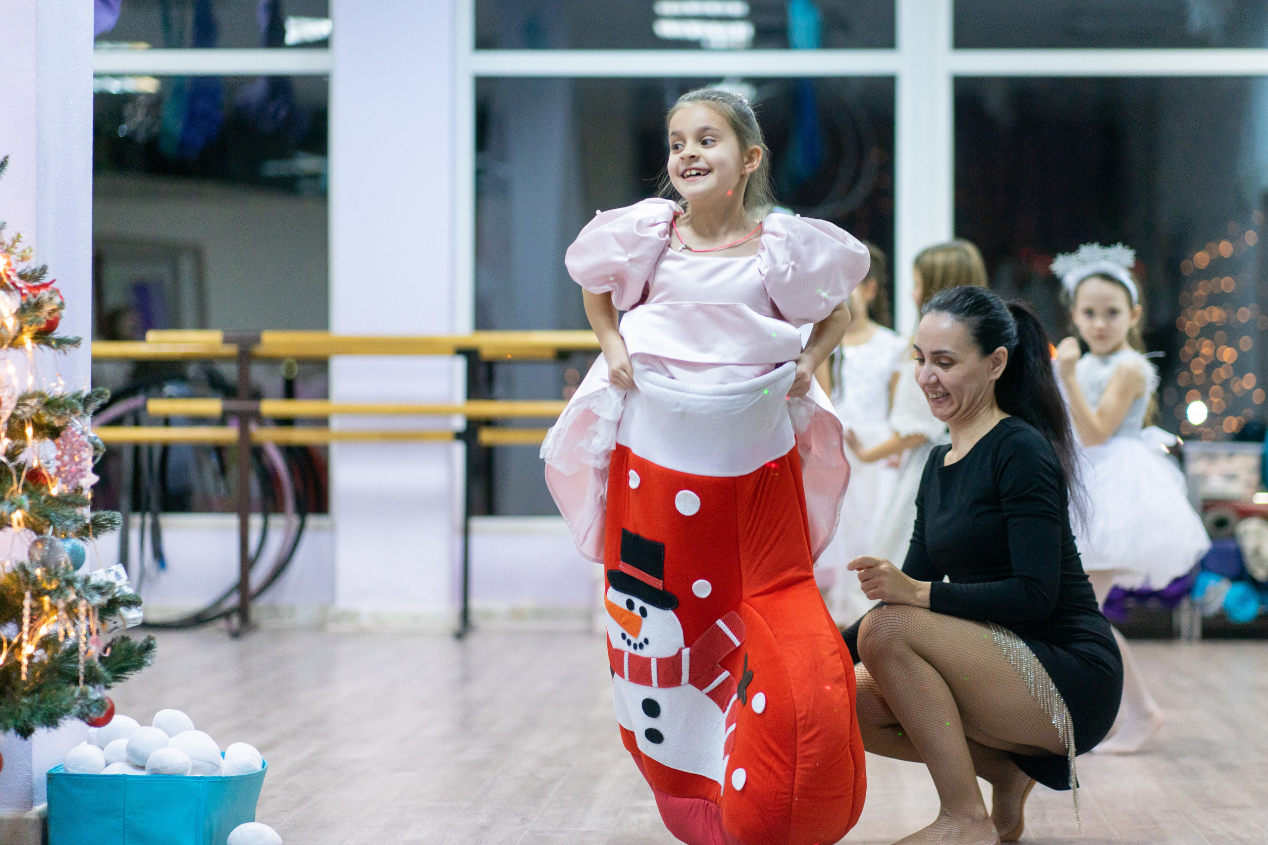 Детский новогодний праздник. Фотограф в Сочи Тиунова Маргарита и Тиунов Евгений