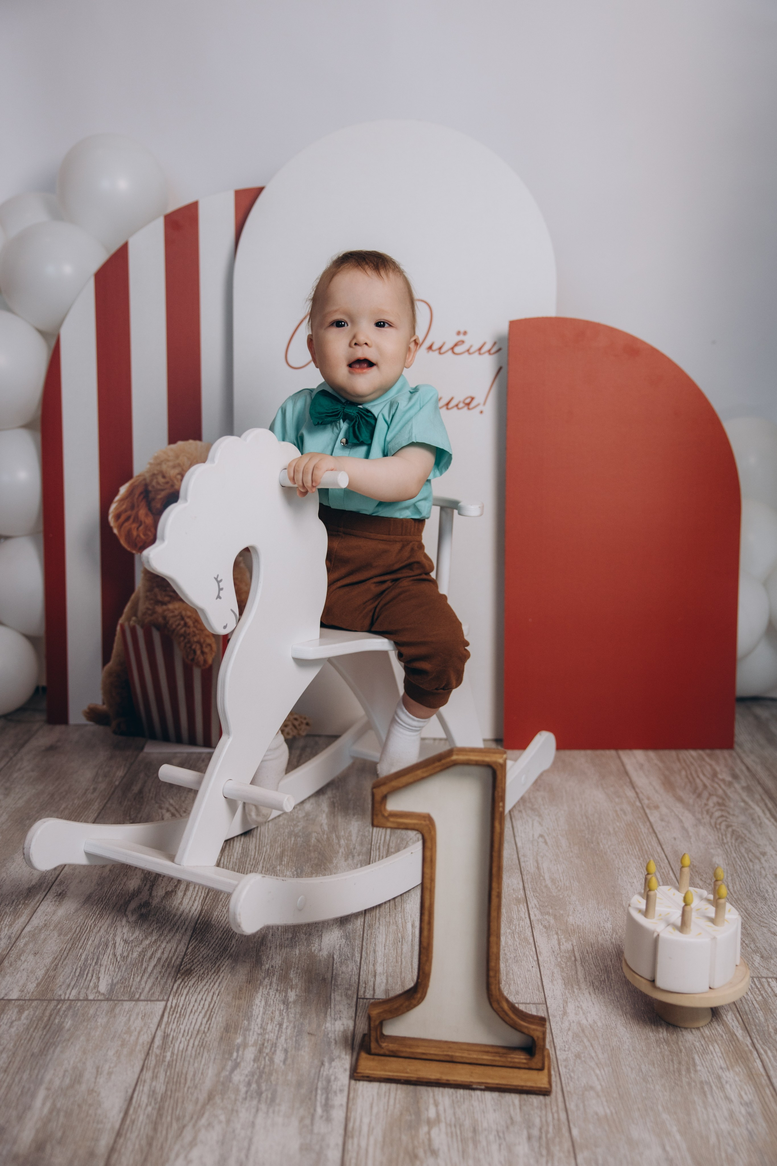 В студии 8 этаж. Свадебный, семейный фотограф в Иркутске Светлана Макаричева