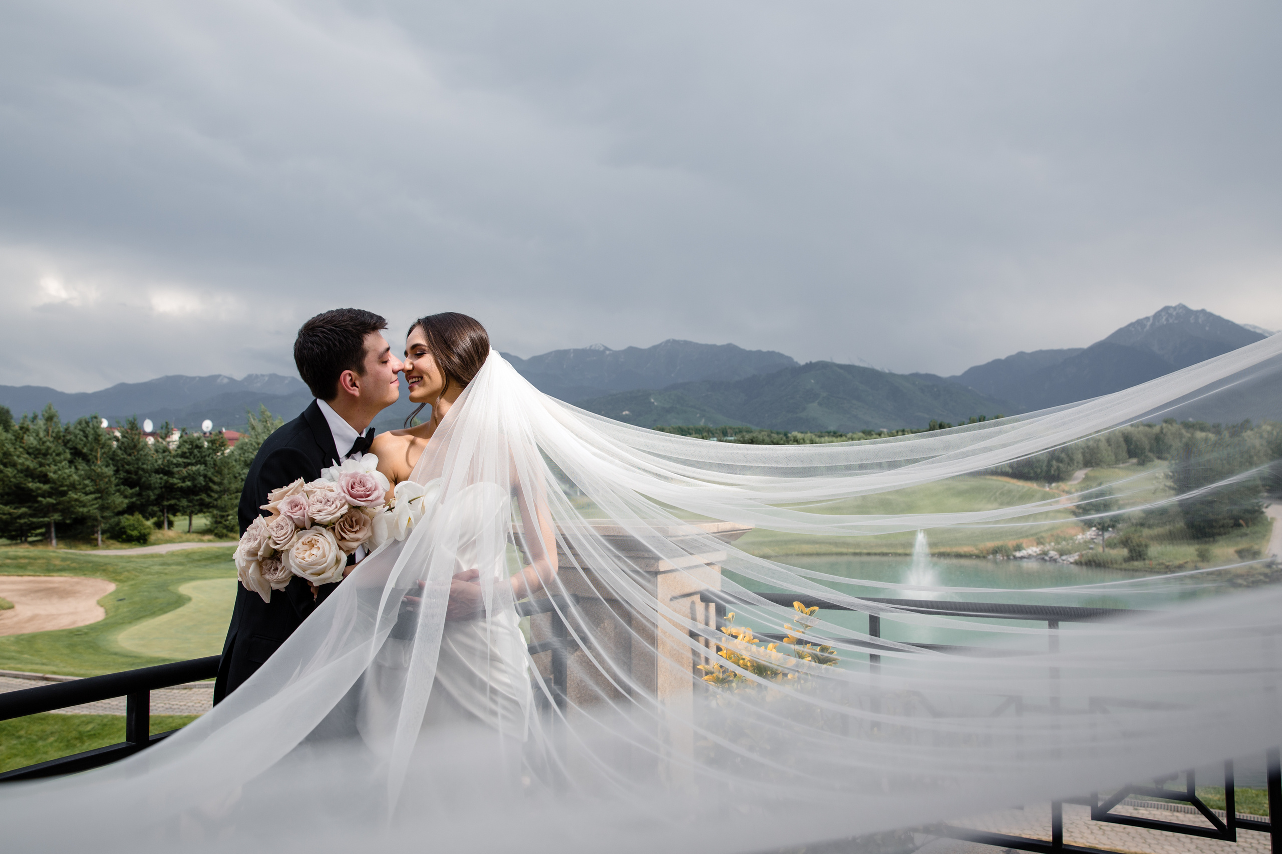 Свадьба в гольф-клубе Жайляу. Свадебный фотограф в Алматы Николай Киреев