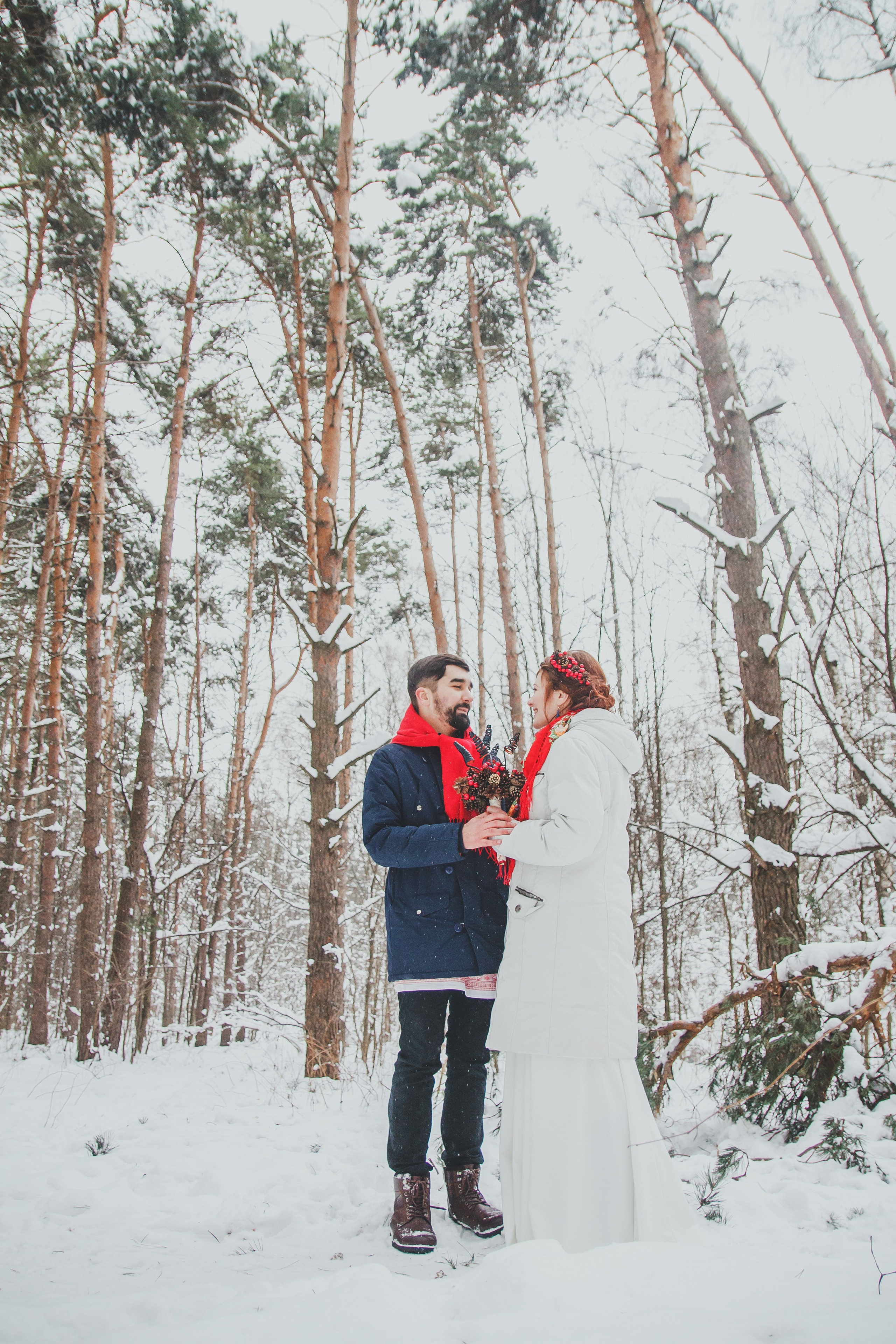 Свадебная фотосессия в русском стиле зимой. Семейный и детский фотограф в Москве Мария Быкова