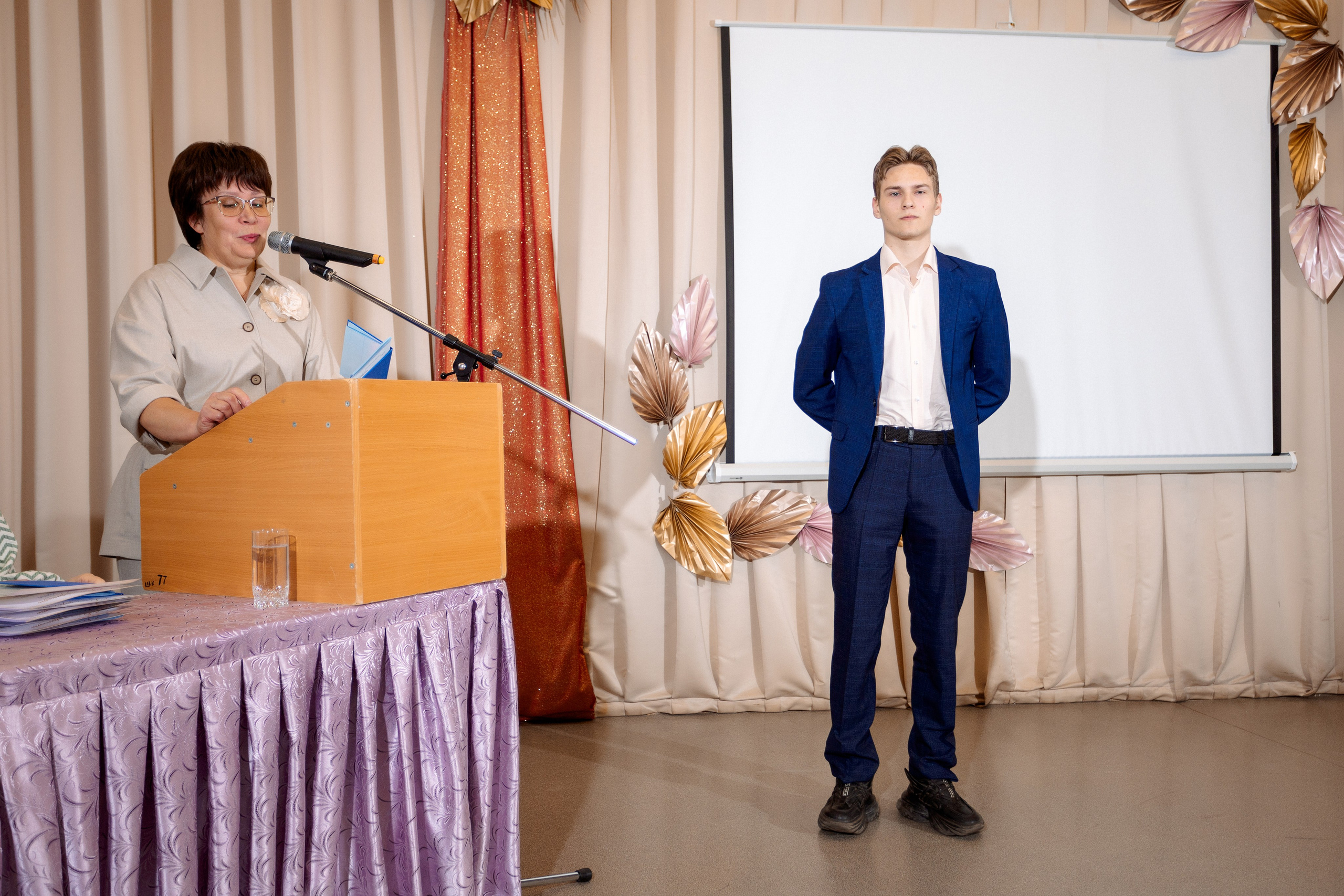 ВРУЧЕНИЕ АТТЕСТАТОВ: Пример. Все фото. Профессиональный фотограф в Ижевске Леша Петров
