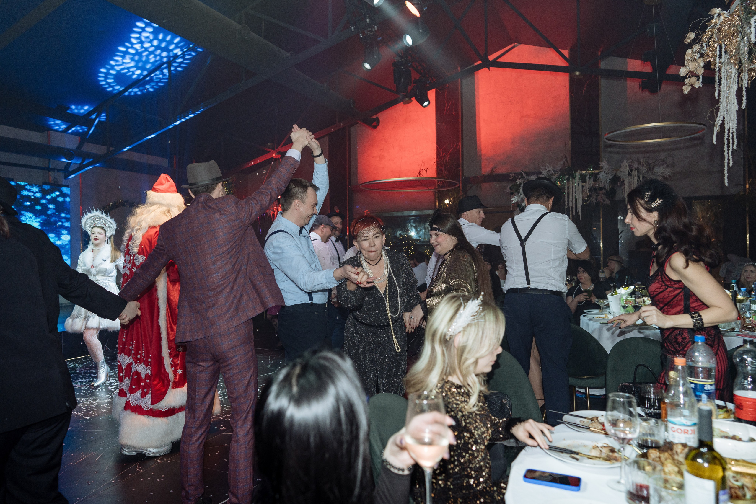 Альбион Тур