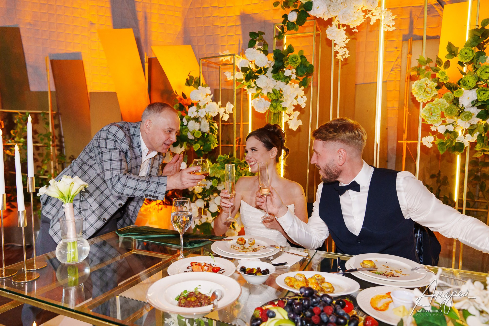 Фотоотчёт и бэкстейдж свадебной фотосессии. Свадебный и семейный фотограф в Ростове-на-Дону. Андрей Сайфутдинов