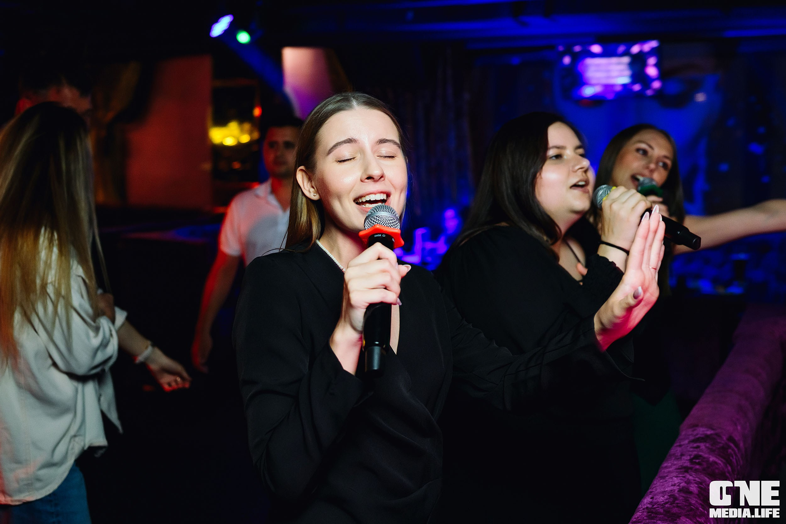 Фоторепортаж из караоке-клуба Эйфория. One Media Life: фоторепортажи, фотоотчеты с мероприятий и заведений