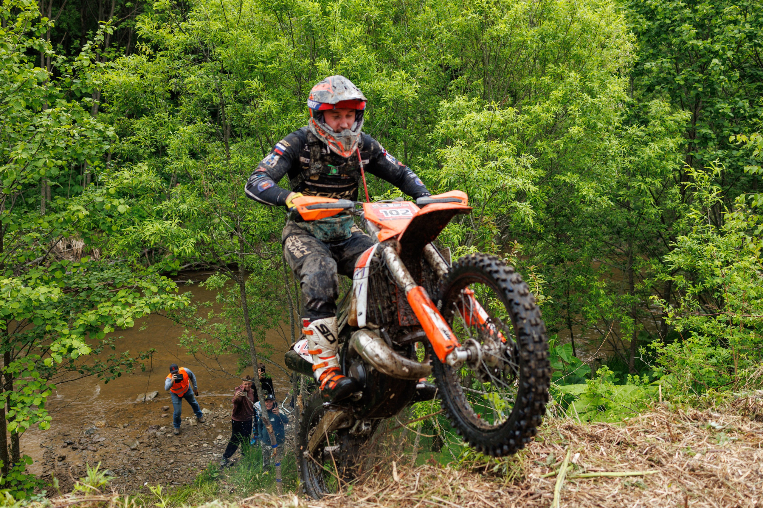 SET Project 2025. Свадебный, семейный и репортажный фотограф в Южно-Сахалинске Артур Петросян