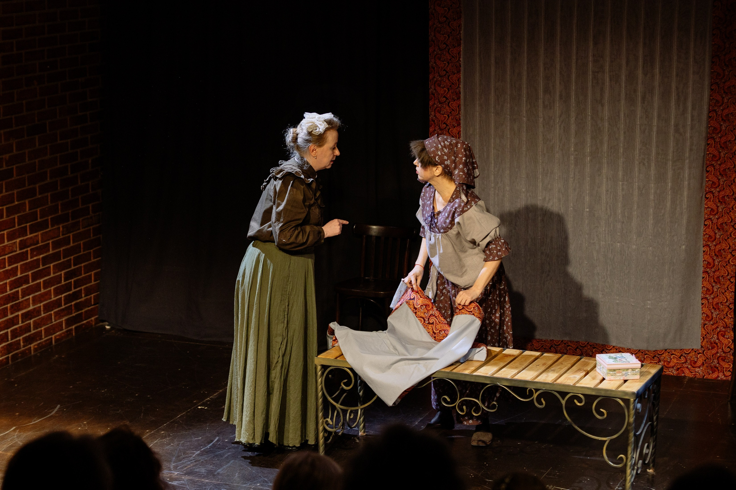 Театр Арт-Авеню _ Женитьба Бальзаминова. Фотограф Юлия Мальцева