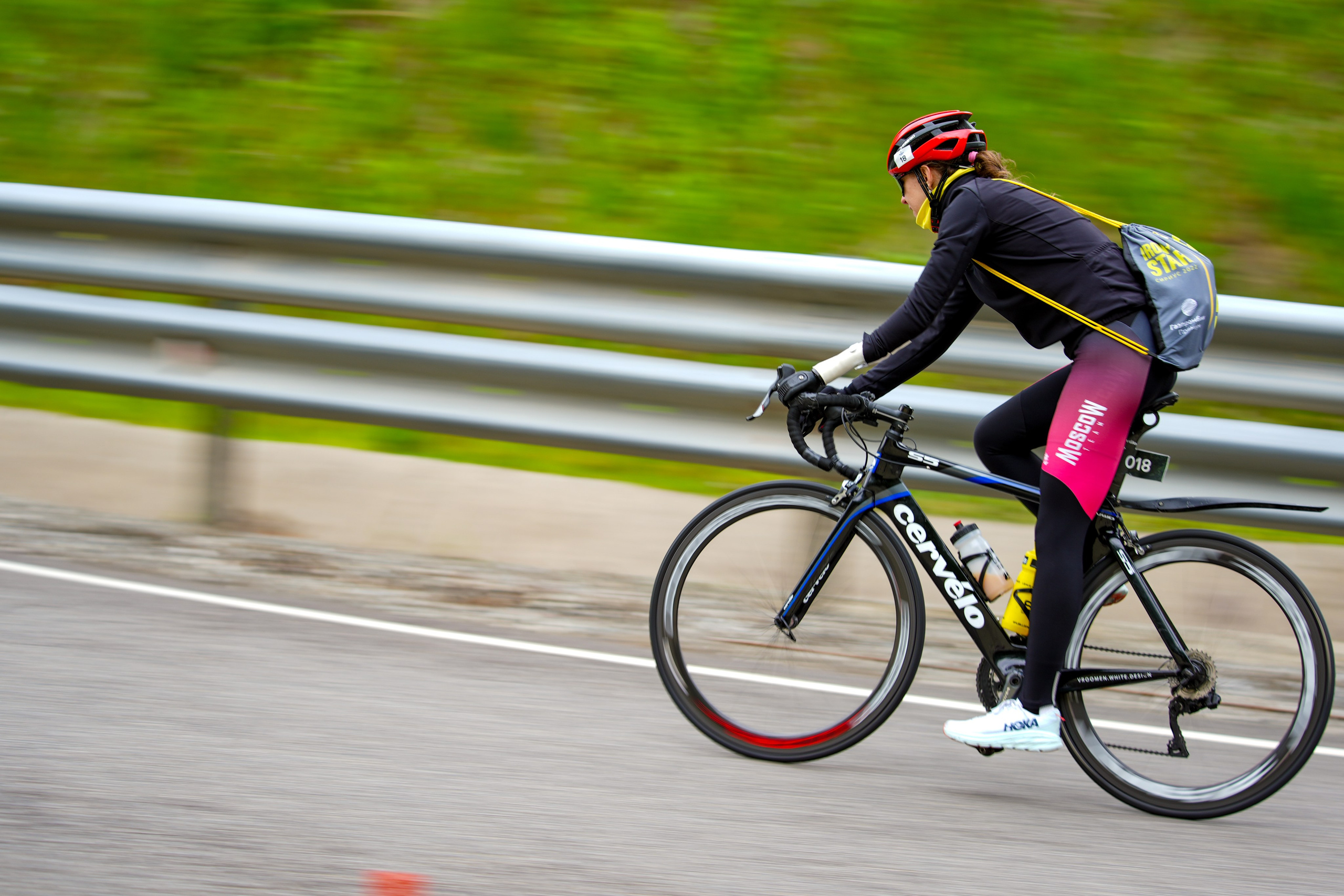 Велогонка «Три горы» на курортах горного кластера Красная Поляна. Репортажный фотограф в Красной Поляне и Сочи Павлюченко Екатерина