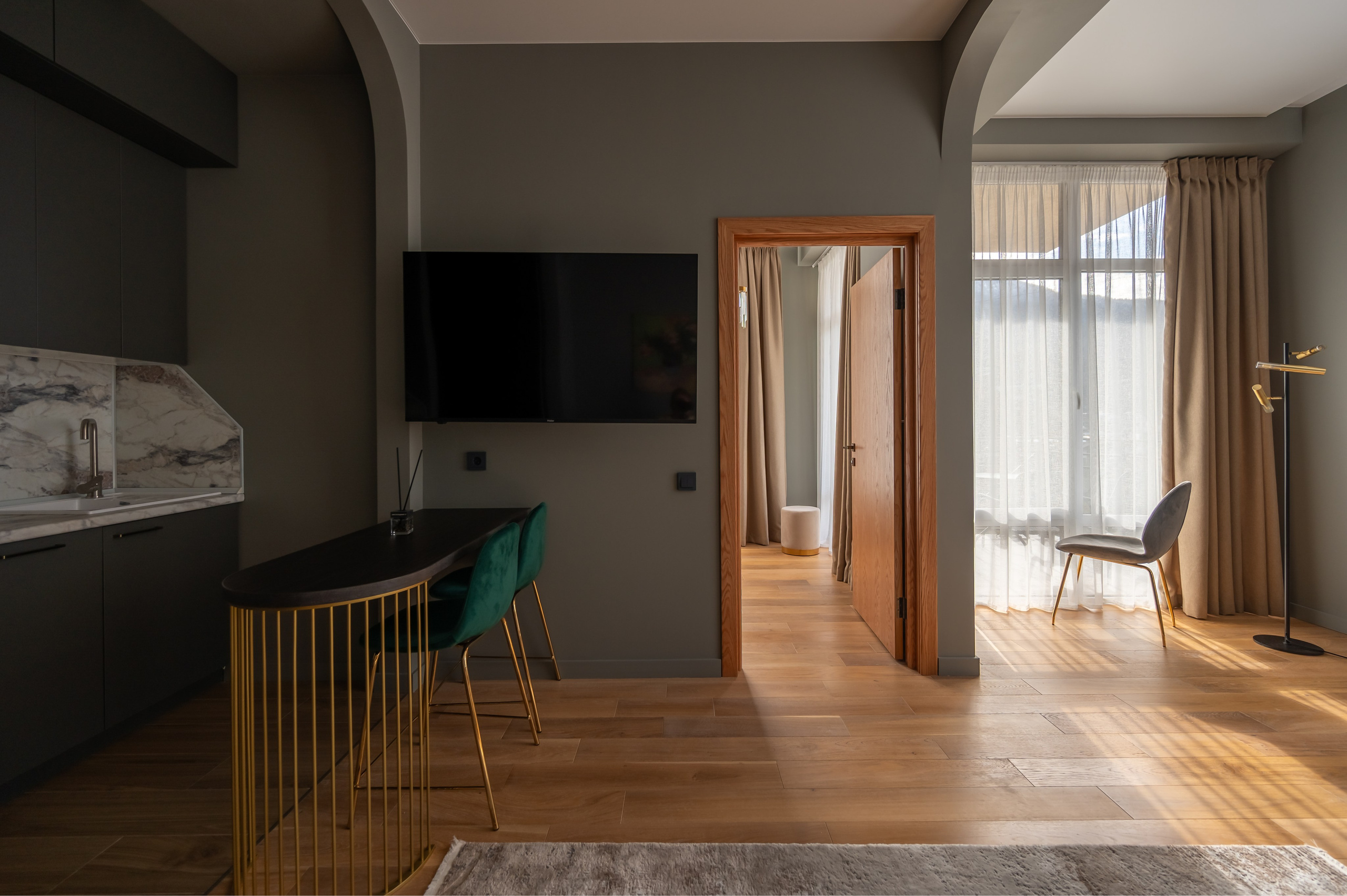 Апарт-отель на Листопадной. Репортажный фотограф в Красной Поляне и Сочи Павлюченко Екатерина