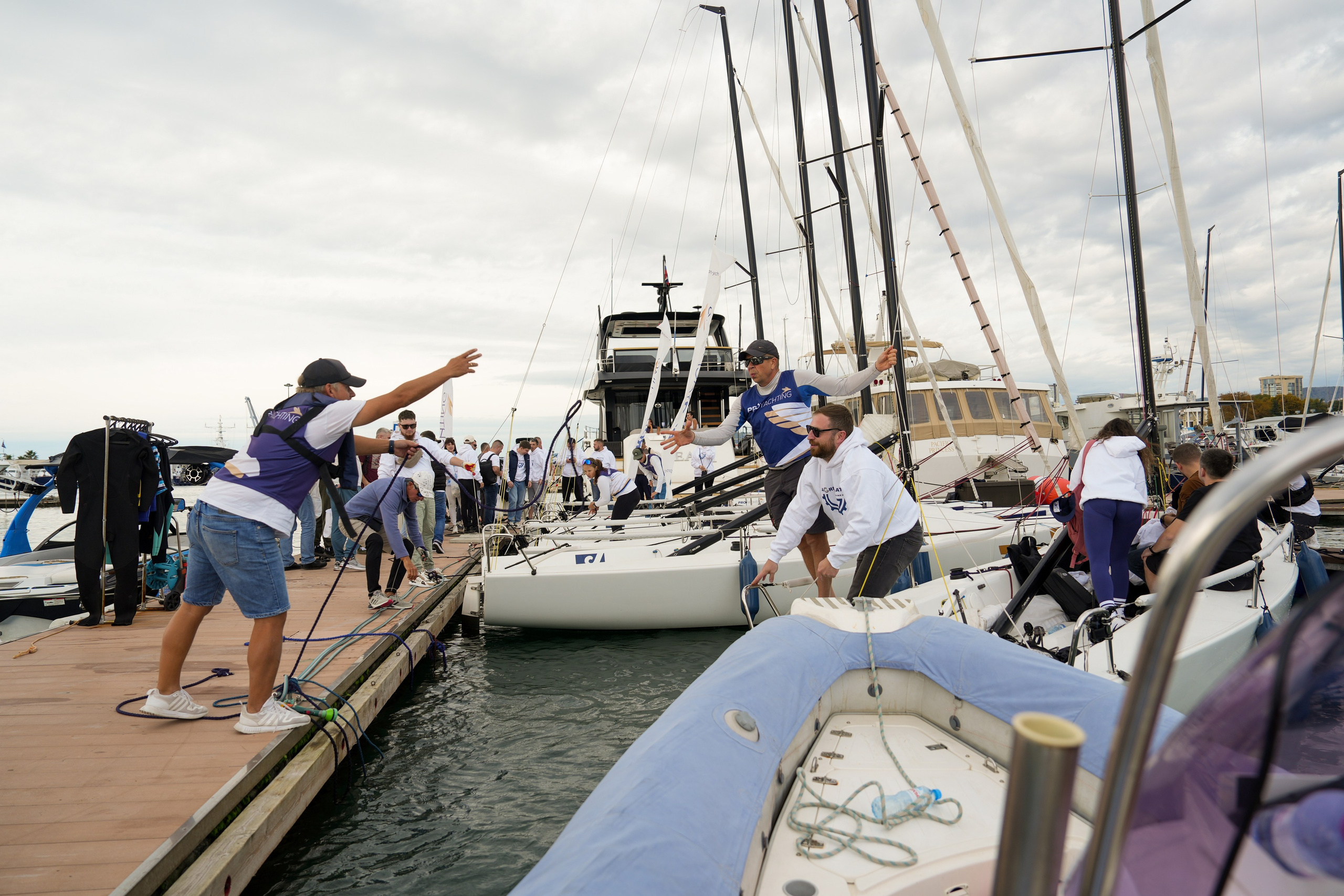 Яхтенная регата для компании Агрегатка. Репортажный фотограф в Красной Поляне и Сочи Павлюченко Екатерина