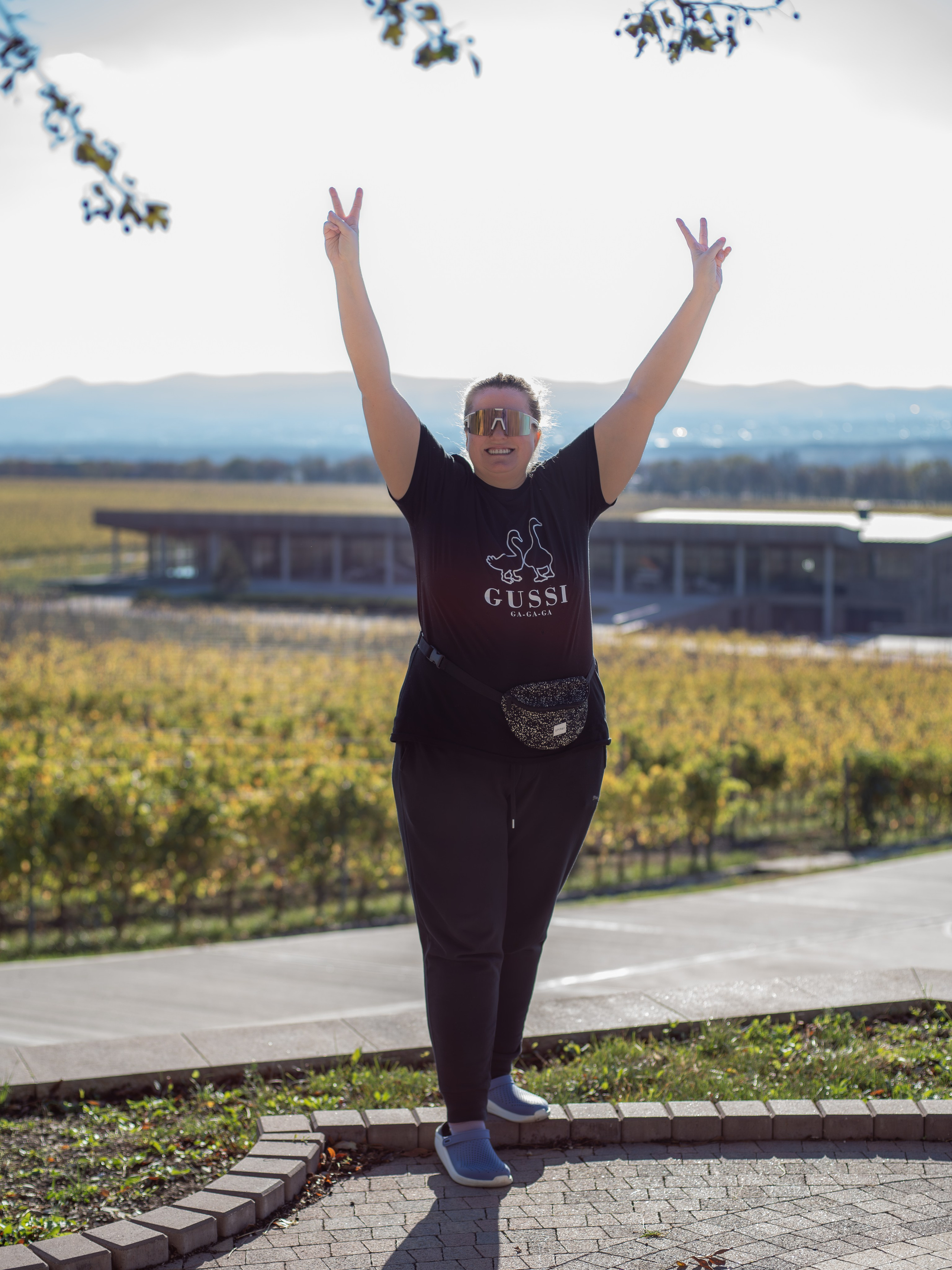 Литературная мастерская с Ольгой Шутовой в «Винотеррии». Репортажный фотограф в Красной Поляне и Сочи Павлюченко Екатерина