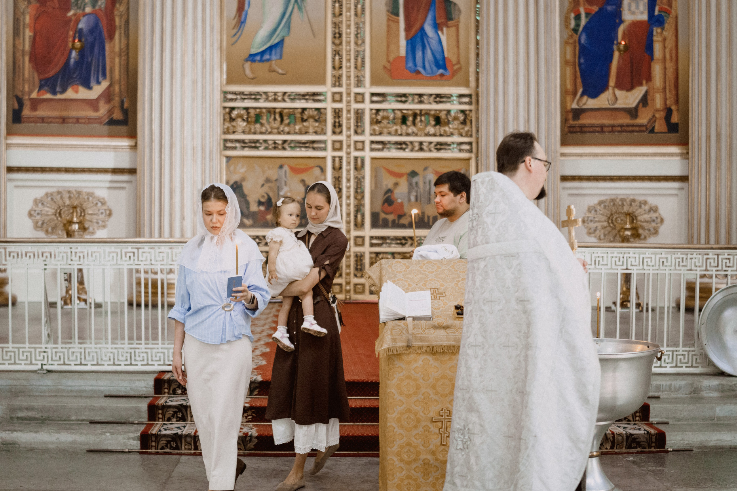 Крещение в Троице-Измайловском соборе. Семейный фотограф и видеограф Алёна Ким