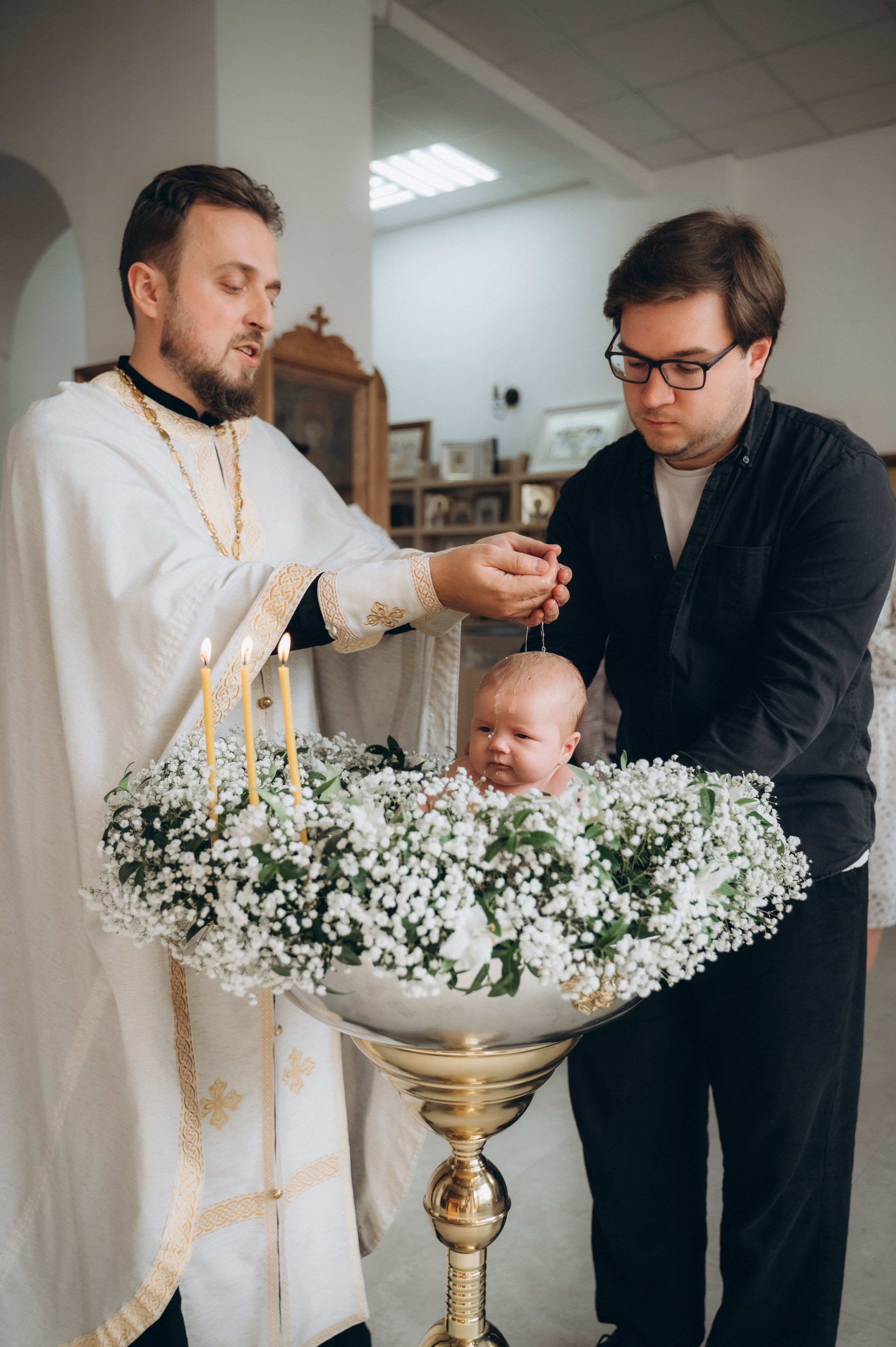 Крещение Ромы (Приход храма святой Равноапостольной княгини Ольги). Семейный фотограф в Минске Дарья Дреко