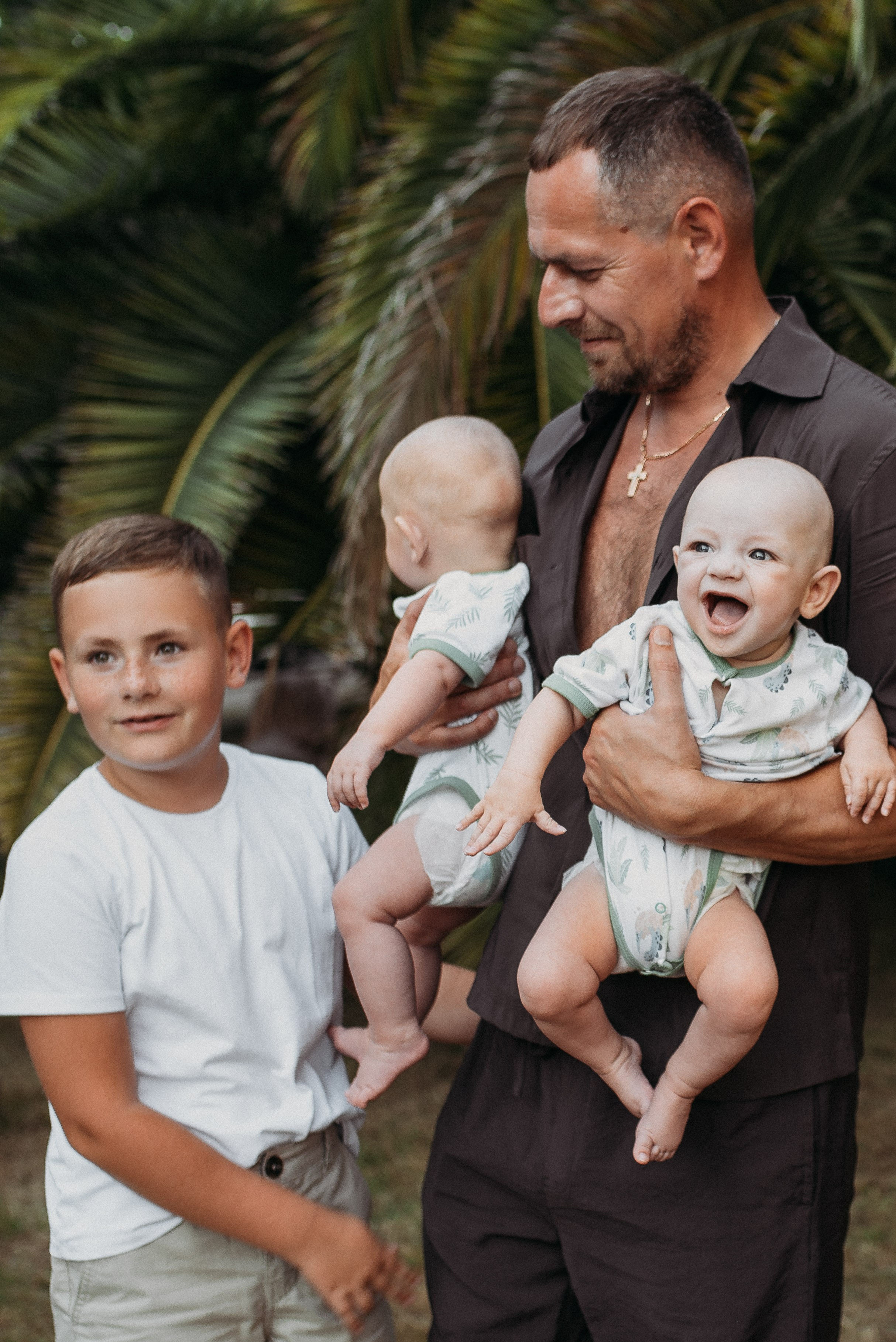 Семейная фотосессия в центре Сочи морпорт. Фотограф в Сочи — Маргарита Поганова