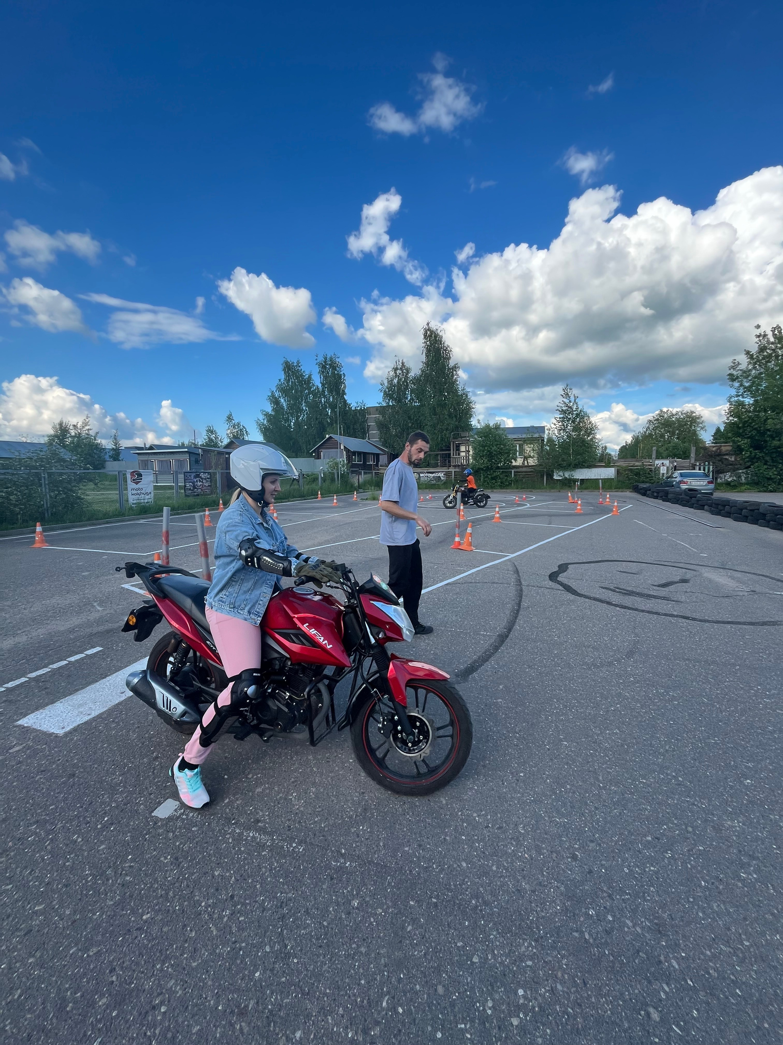 ТРЕНИРОВКИ. МОТОШКОЛА в городе Витебске. Обучение категории А и А1