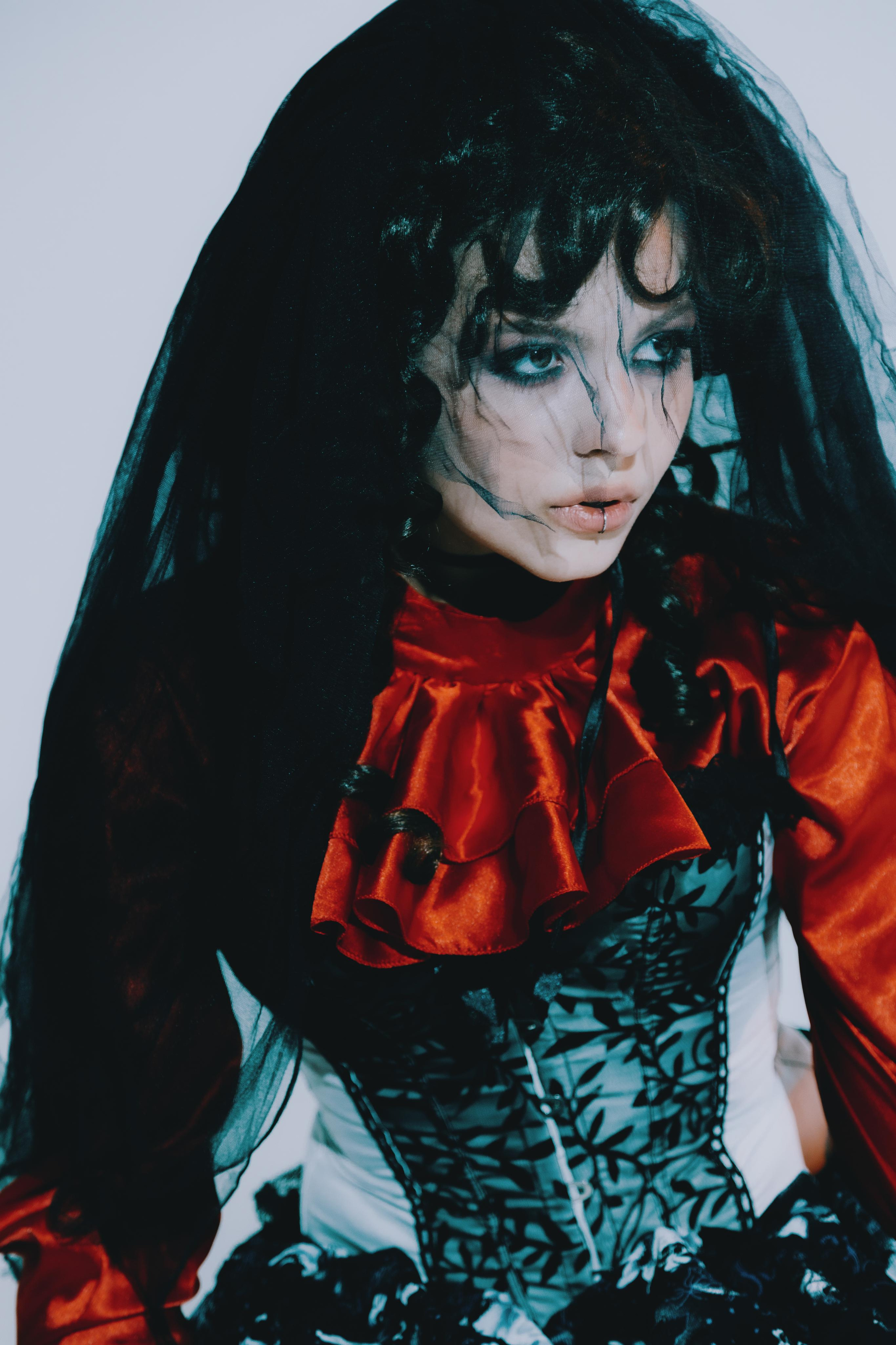 Оммаж Хелена Бонем Картер. Креатор Ольга Яш