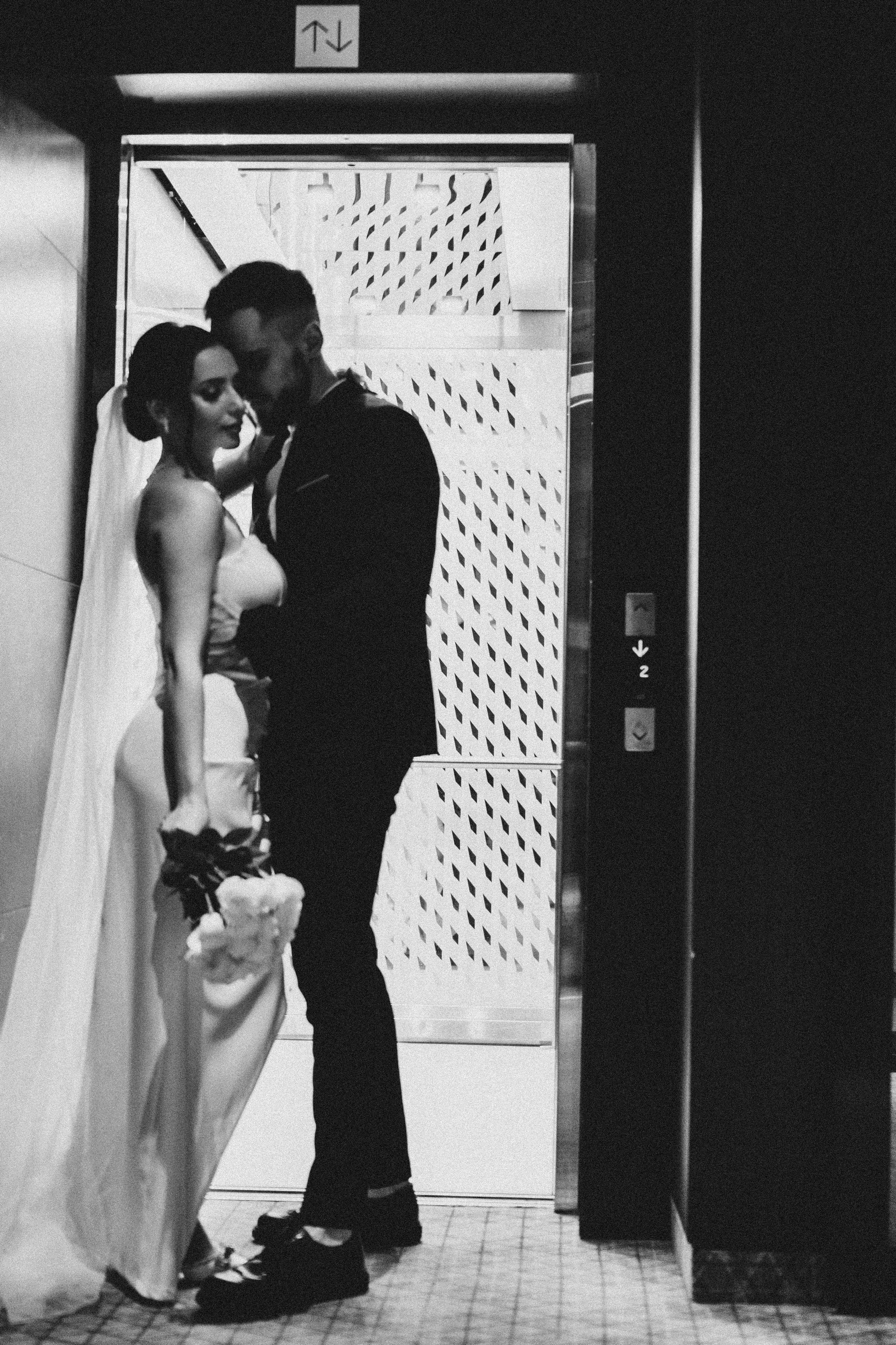 СВАДЕБНАЯ СЬЕМКА СБОРОВ ЖЕНИХА И НЕВЕСТЫ В ОТЕЛЕ И ТАКЖЕ ФОТОСЕССИИЯ В ОТЕЛЕЕ МЕГАПОЛИС БРЯНСК. Профессиональный фотограф, Санкт-Петербург — Виктория Богомолова