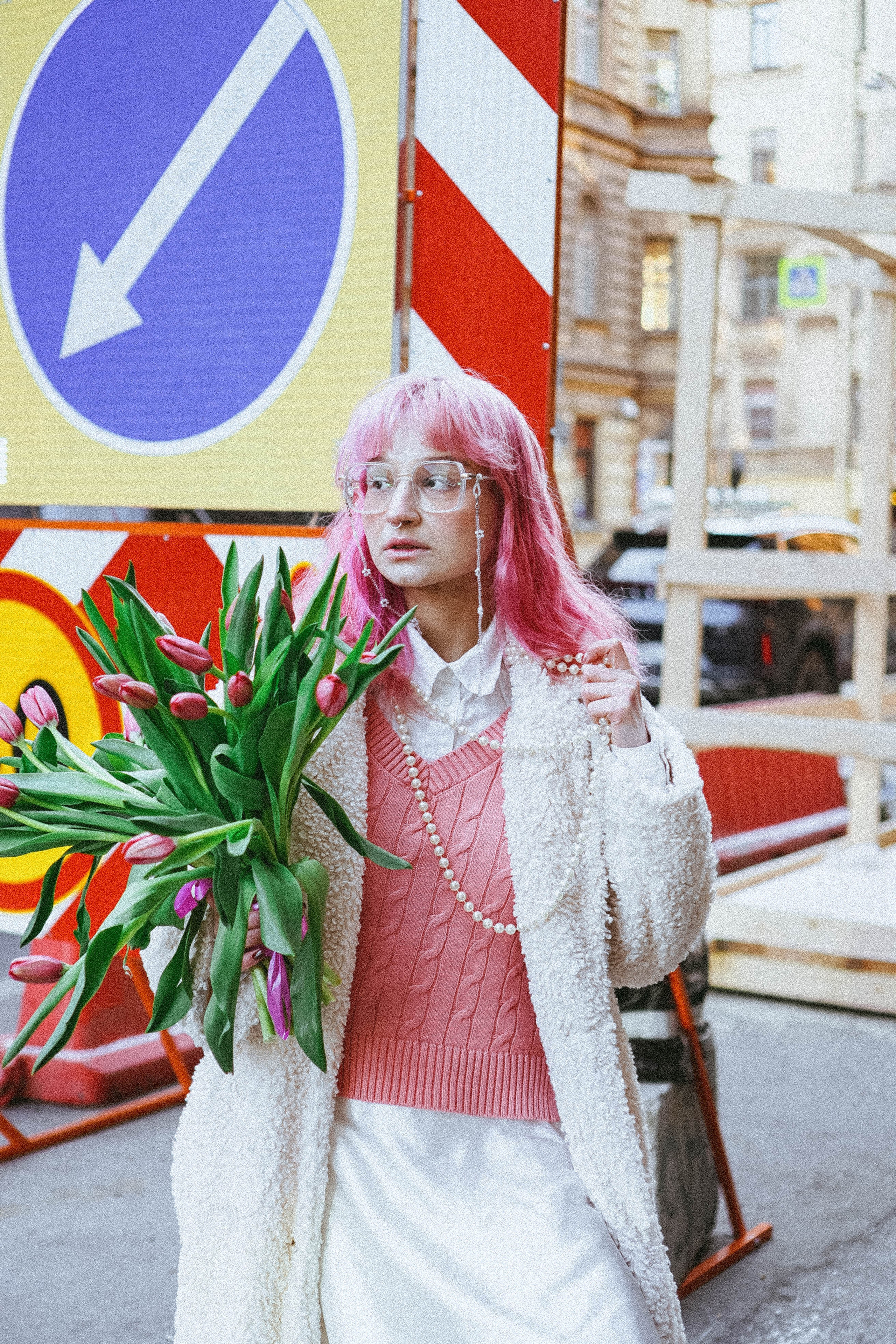 Прогулочная фотосессия с тюльпанами. Профессиональный фотограф, Санкт-Петербург — Виктория Богомолова